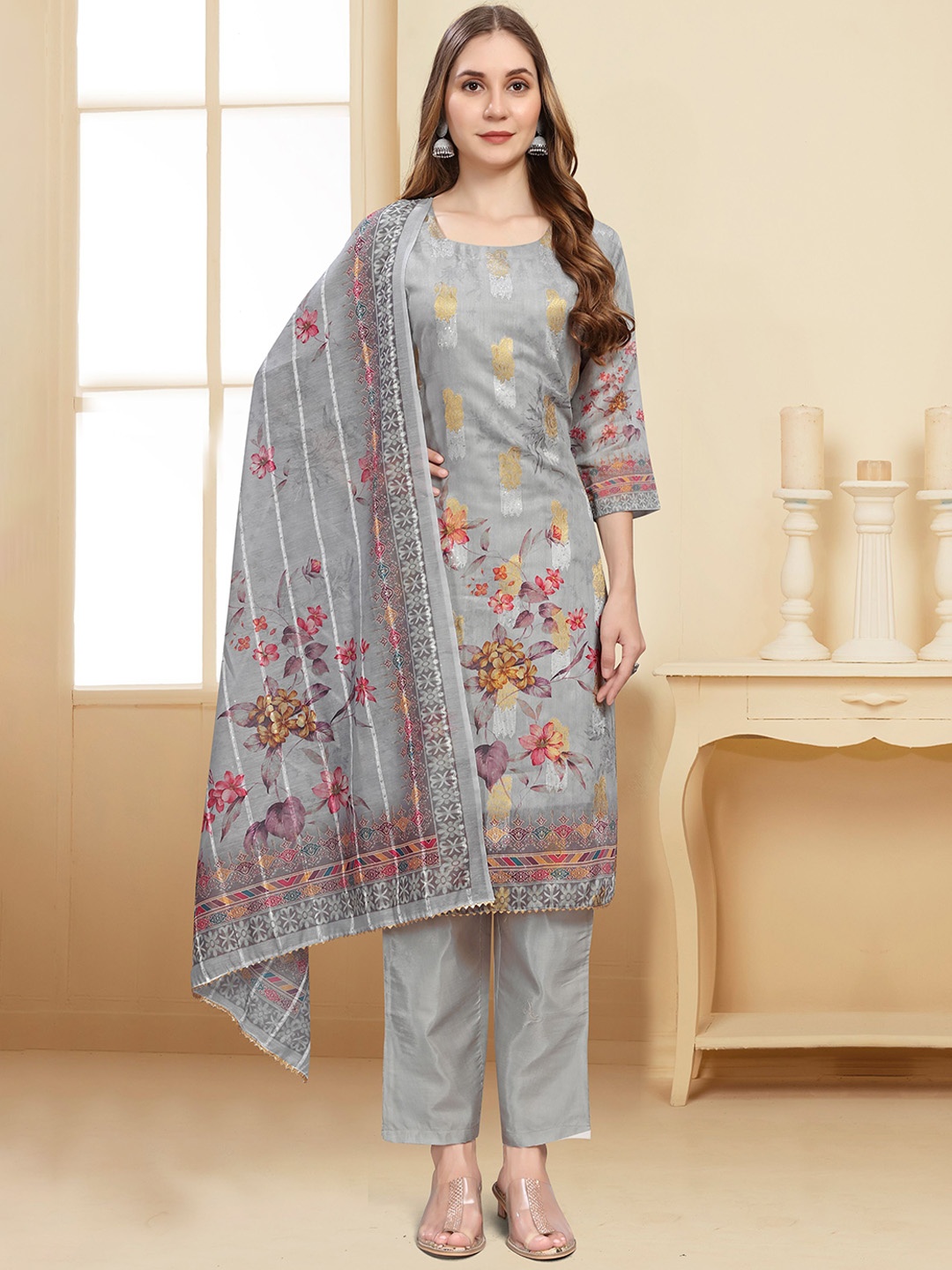 VIRICA Women Floral Regular Chanderi Cotton Kurta with Trousers & With Dupatta, Grey
VIRICA Women Floral Regular Chanderi Cotton Kurta with Trousers & With Dupatta, Grey