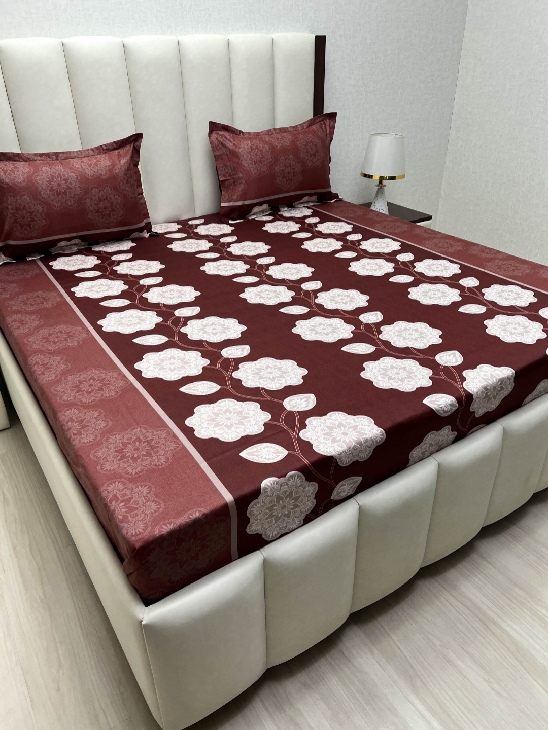 Pure Decor Passion Maroon Printed Pure Cotton 240 TC King Bedsheet Set 2.74 m x 2.74 m
Pure Decor Passion Maroon Printed Pure Cotton 240 TC King Bedsheet Set 2.74 m x 2.74 m