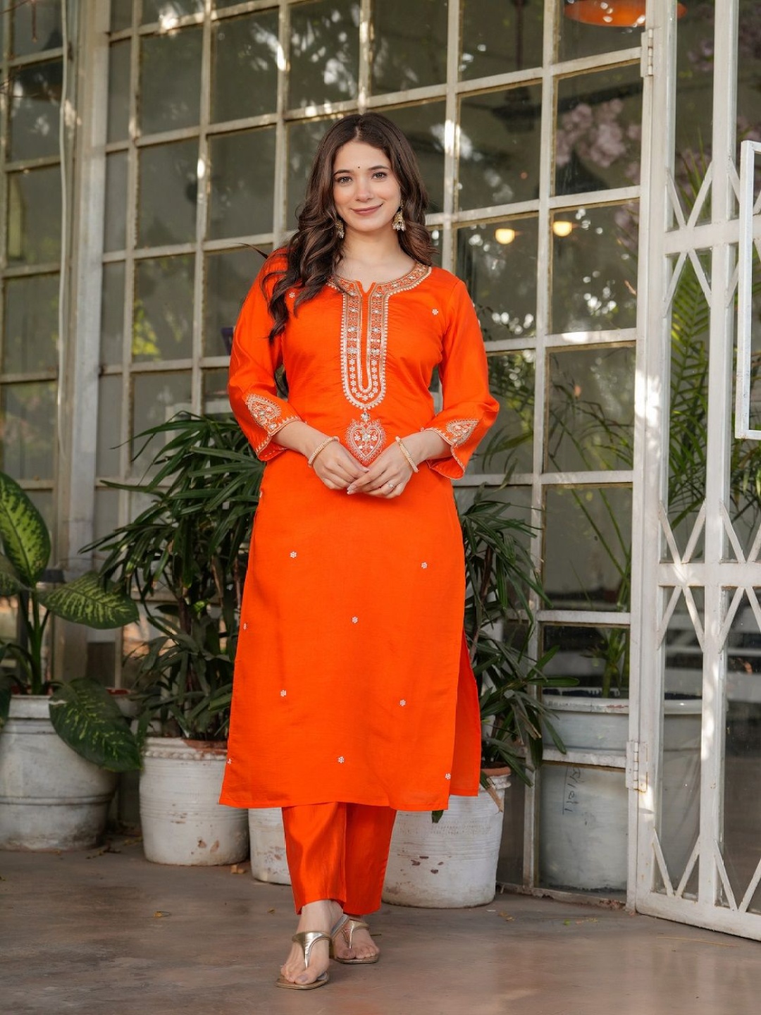 KOTRONS Floral Embroidered Sequinned Chanderi Silk Straight Kurta With Trousers & Dupatta, Orange
KOTRONS Floral Embroidered Sequinned Chanderi Silk Straight Kurta With Trousers & Dupatta, Orange