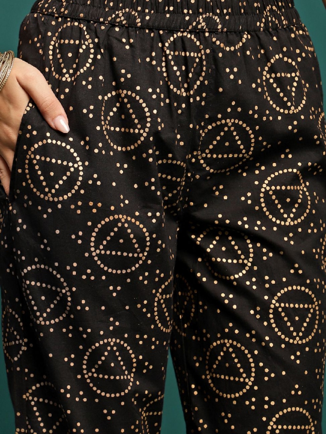 Sangria Black Geometric Printed Notch-Neck Pure Cotton Kurta With Trouser & Dupatta
Sangria Black Geometric Printed Notch-Neck Pure Cotton Kurta With Trouser & Dupatta