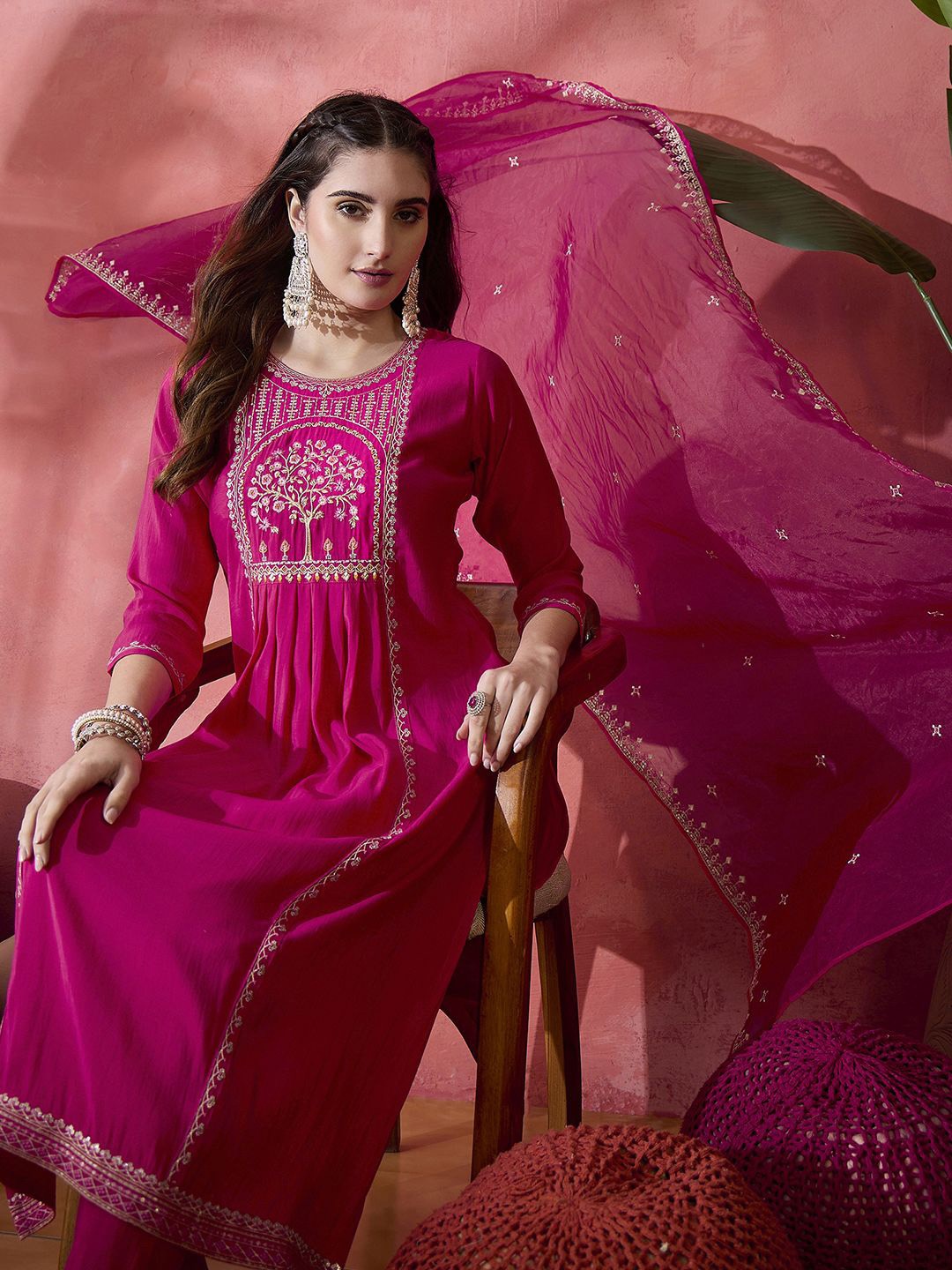 Sangria Magenta Floral Embroidered Round Neck Sequinned Straight Kurta & Trouser & Dupatta
Sangria Magenta Floral Embroidered Round Neck Sequinned Straight Kurta & Trouser & Dupatta