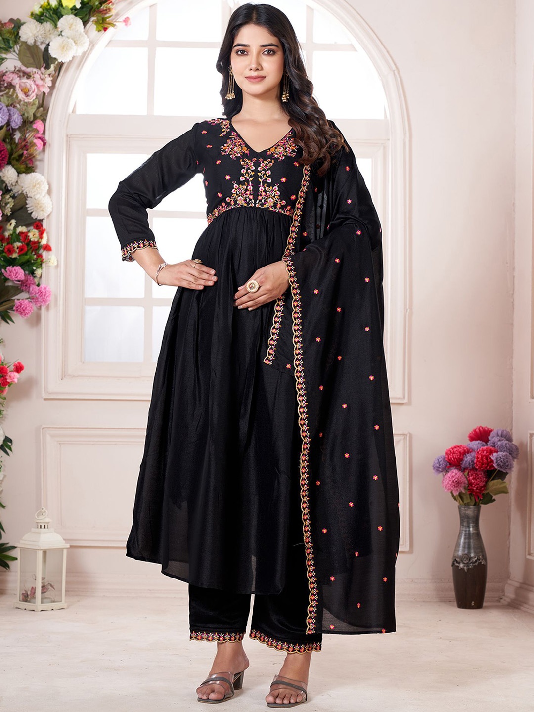 KALINI Floral Embroidered V-Neck Pleated Anarkali Kurta With Palazzos & Dupatta, Black
KALINI Floral Embroidered V-Neck Pleated Anarkali Kurta With Palazzos & Dupatta, Black