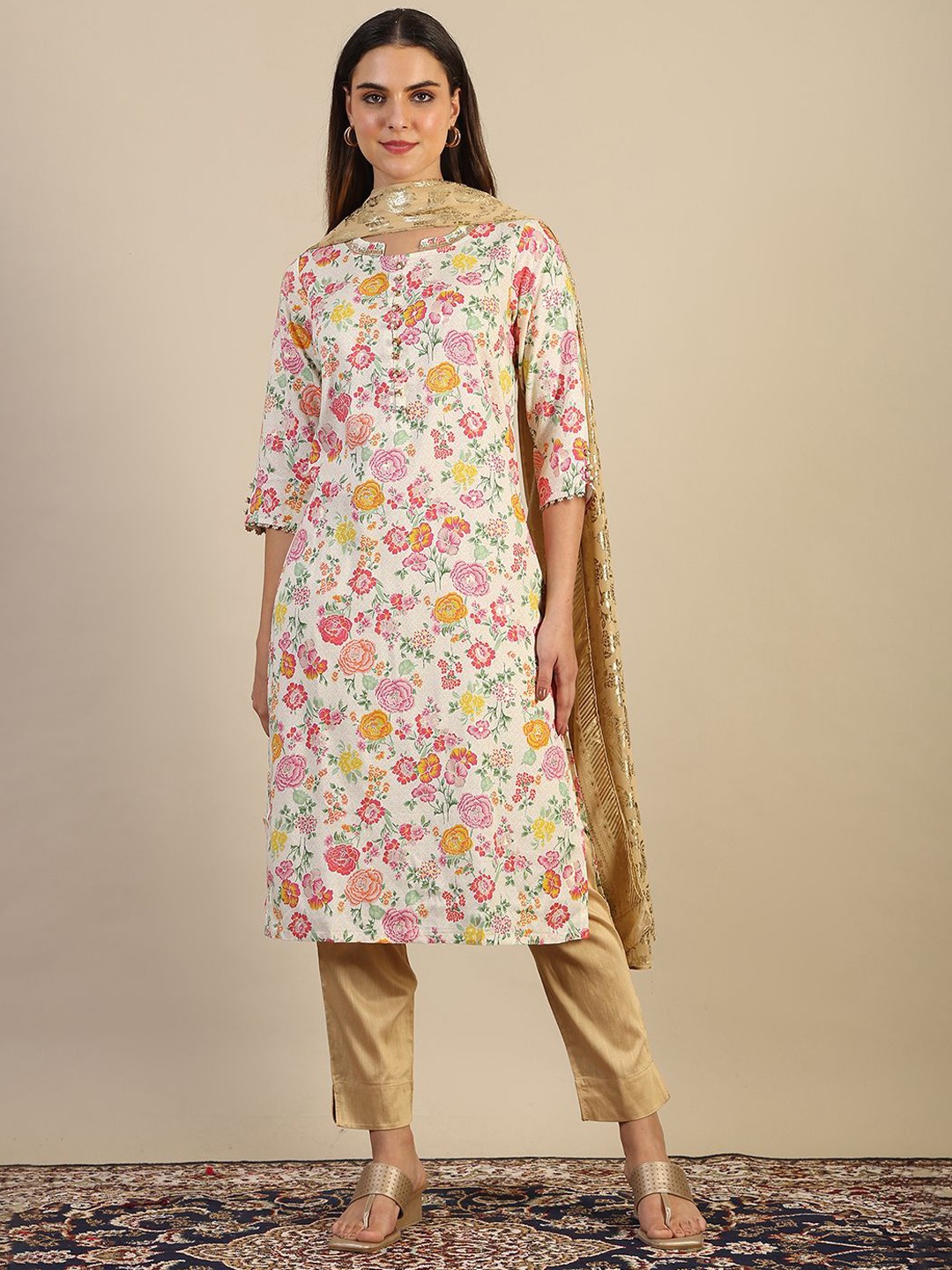AURELIA Floral Printed Notch Neck Straight Kurta With Trouser And Dupatta, Off white
AURELIA Floral Printed Notch Neck Straight Kurta With Trouser And Dupatta, Off white
