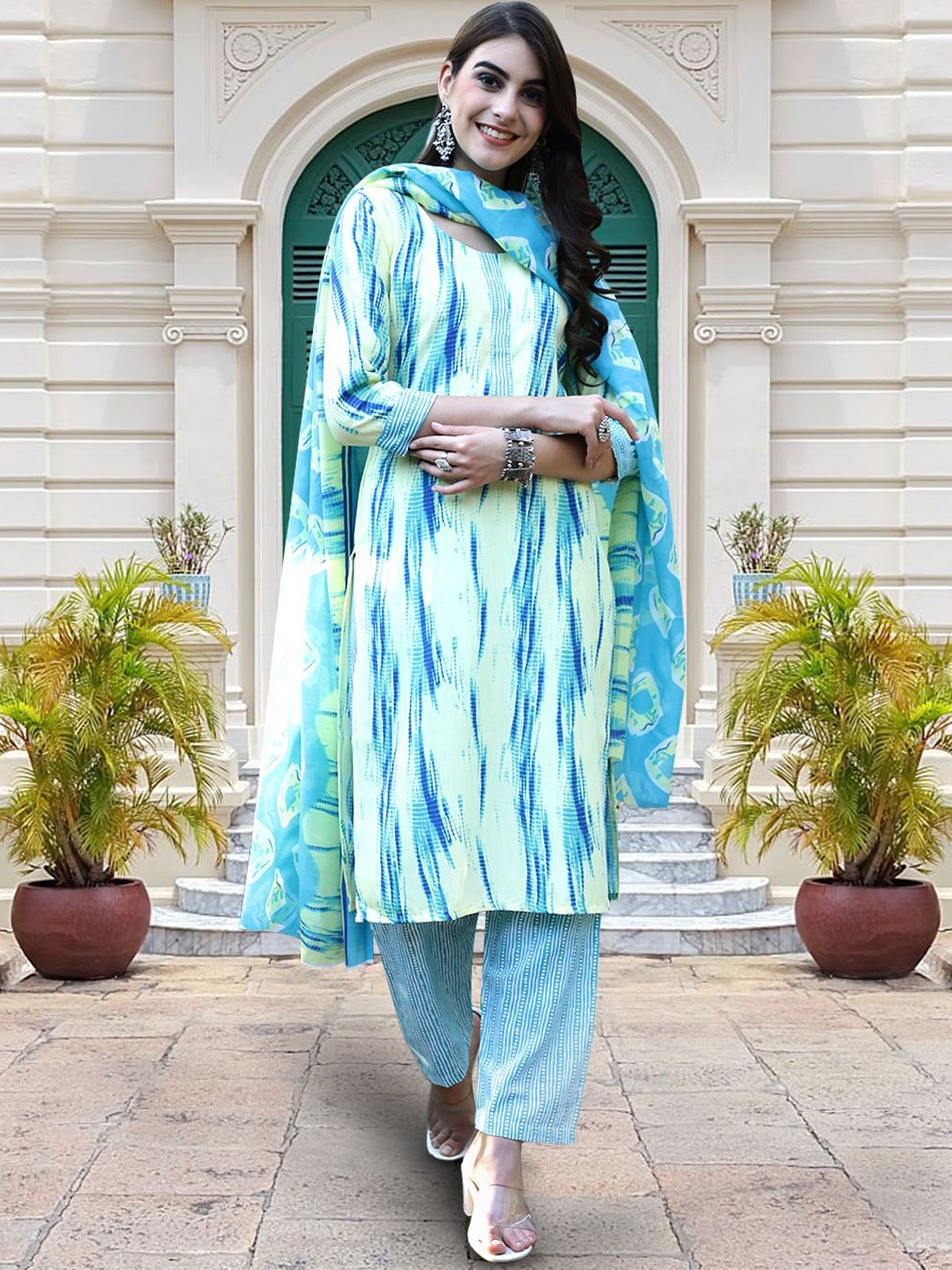Moda Rapido Shibori Printed Round Neck Straight Kurta With Trouser And Dupatta, Yellow
Moda Rapido Shibori Printed Round Neck Straight Kurta With Trouser And Dupatta, Yellow