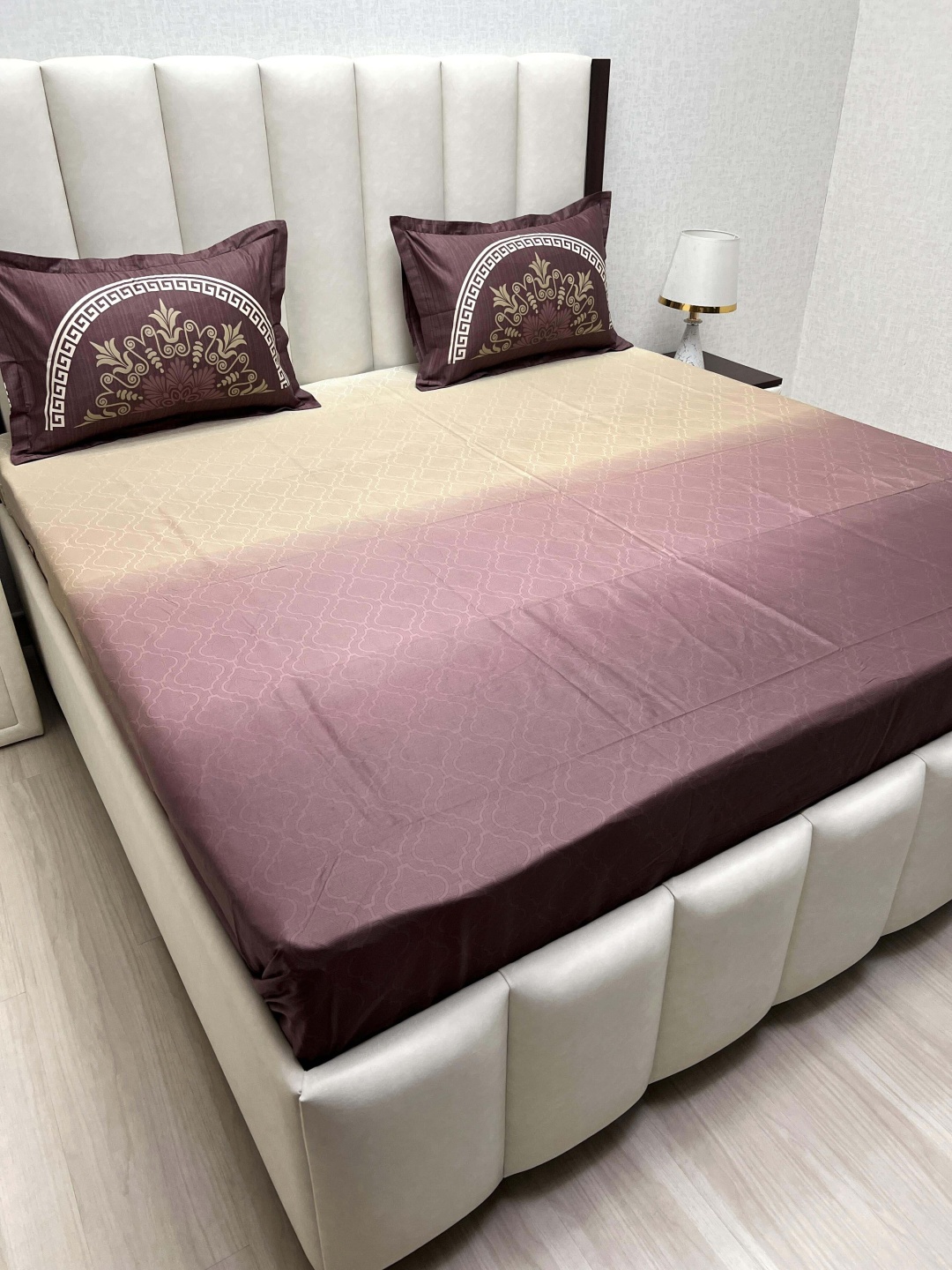 Pure Decor Royal Majestic Maroon Printed Pure Cotton 400TC King Bedsheet Set 2.74 x 2.74 m
Pure Decor Royal Majestic Maroon Printed Pure Cotton 400TC King Bedsheet Set 2.74 x 2.74 m
