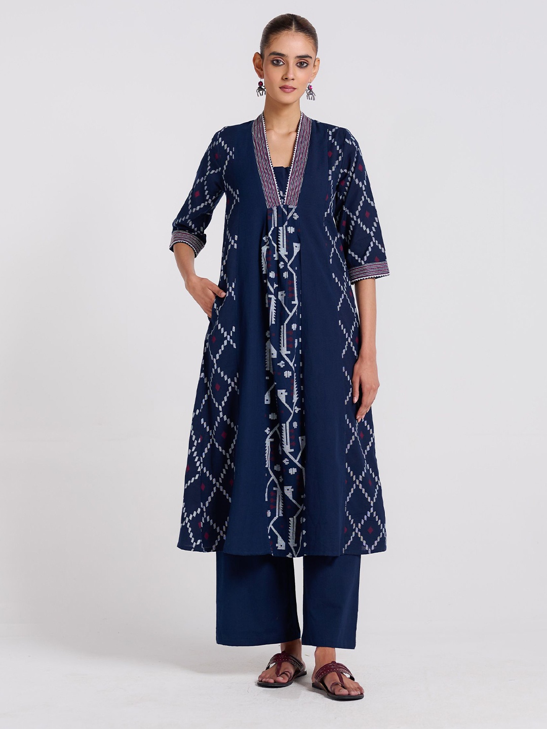 Rustorange Women Geometric Printed Thread Work Pleated Pure Cotton Kurta with Palazzo, Blue
Rustorange Women Geometric Printed Thread Work Pleated Pure Cotton Kurta with Palazzo, Blue