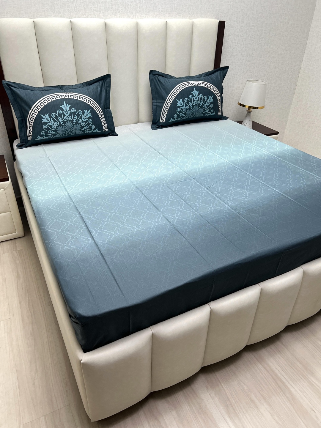 Pure Decor Royal Majestic Blue Printed Pure Cotton 400 TC King Bedsheet Set 2.74 x 2.74 m
Pure Decor Royal Majestic Blue Printed Pure Cotton 400 TC King Bedsheet Set 2.74 x 2.74 m