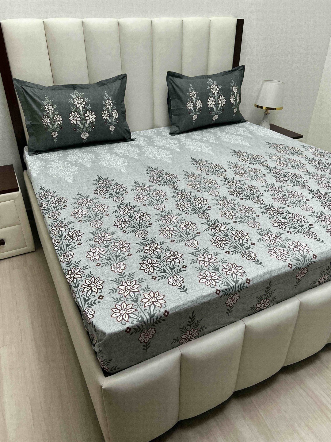 Pure Decor Cotton King Size Double Bed Bedsheet With 2 Pillow Covers 2.74m X 2.74m, Grey
Pure Decor Cotton King Size Double Bed Bedsheet With 2 Pillow Covers 2.74m X 2.74m, Grey