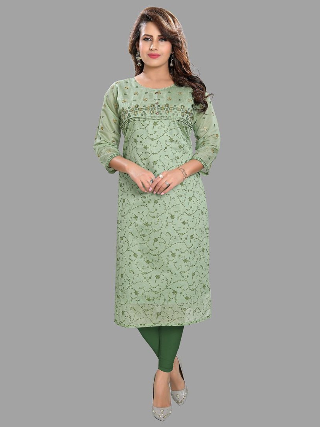 DREAM & DZIRE Floral Printed Round Neck Thread Work Chanderi Cotton Straight Kurta, Green
DREAM & DZIRE Floral Printed Round Neck Thread Work Chanderi Cotton Straight Kurta, Green
