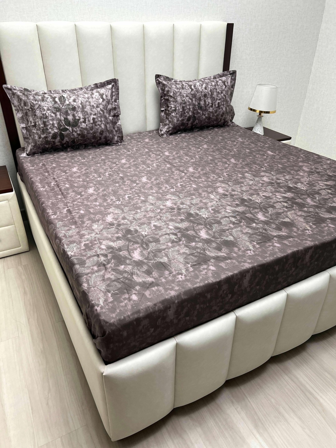 Pure Decor Royal Majestic Purple Printed 300TC Pure Cotton King Bedsheet Set 2.74m x 2.74m
Pure Decor Royal Majestic Purple Printed 300TC Pure Cotton King Bedsheet Set 2.74m x 2.74m