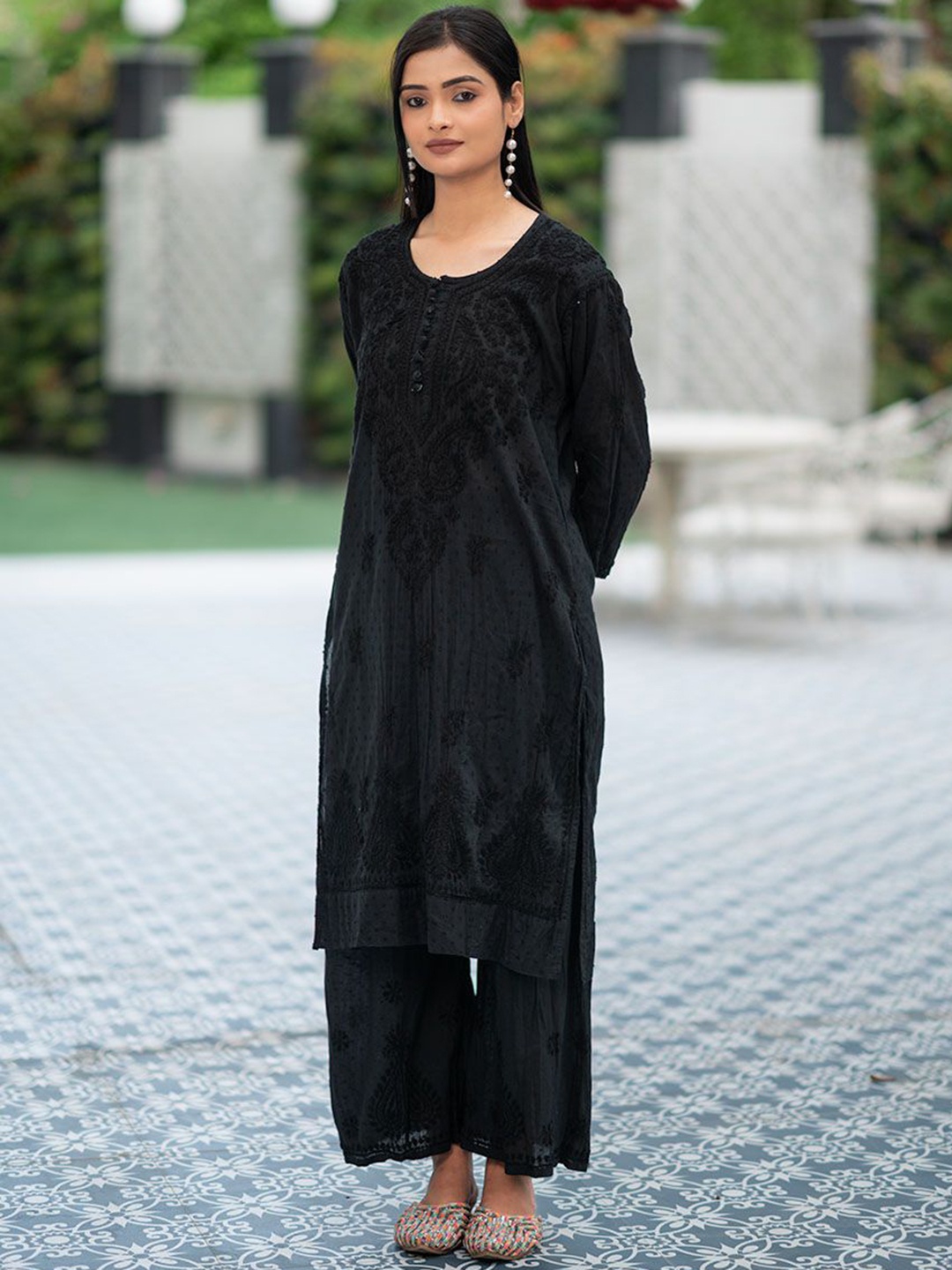 Rangreza Ethnic Women Floral Embroidered Chikankari Pure Cotton Kurta with Palazzos, Black
Rangreza Ethnic Women Floral Embroidered Chikankari Pure Cotton Kurta with Palazzos, Black