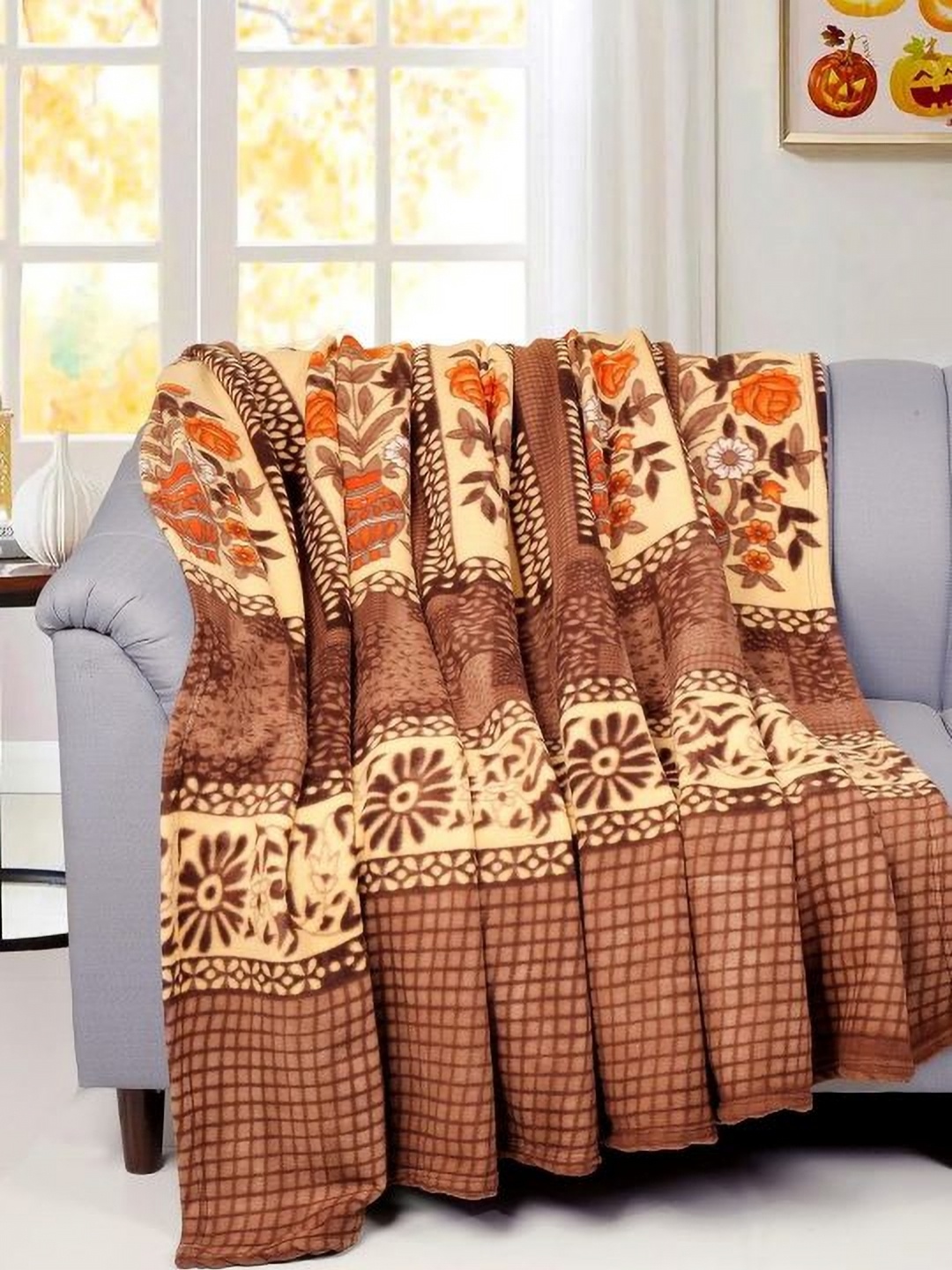 VAS COLLECTIONS Camel Brown & Orange Ethnic Motifs AC Room 210 GSM Double Bed Blanket
VAS COLLECTIONS Camel Brown & Orange Ethnic Motifs AC Room 210 GSM Double Bed Blanket