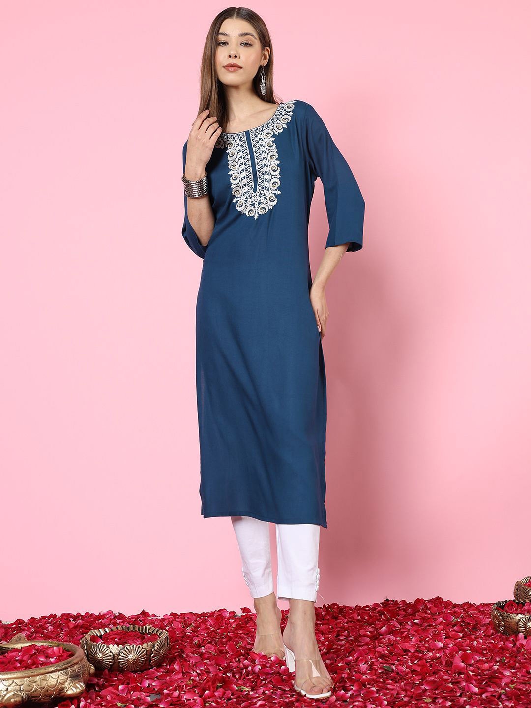 Anouk Rustic Blue Ethnic Motifs Embroidered Thread Work Round Neck Straight Kurta
Anouk Rustic Blue Ethnic Motifs Embroidered Thread Work Round Neck Straight Kurta
