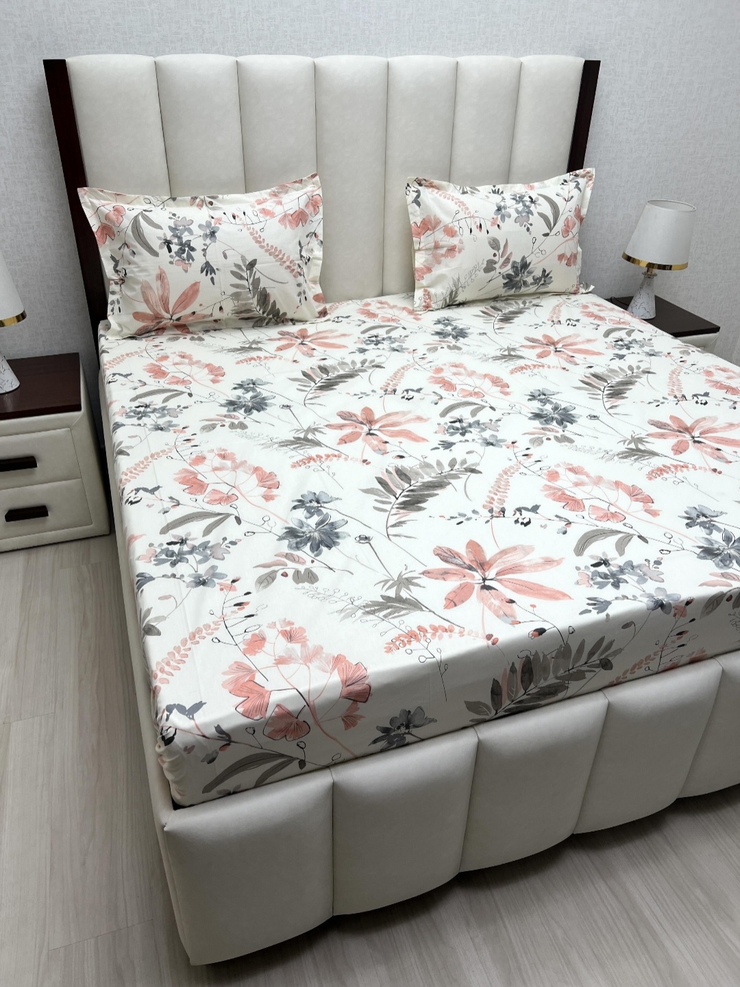 Pure Decor Royal Velar White Printed Pure Cotton 350 TC King Bedsheet Set 2.74 x 2.74 m
Pure Decor Royal Velar White Printed Pure Cotton 350 TC King Bedsheet Set 2.74 x 2.74 m