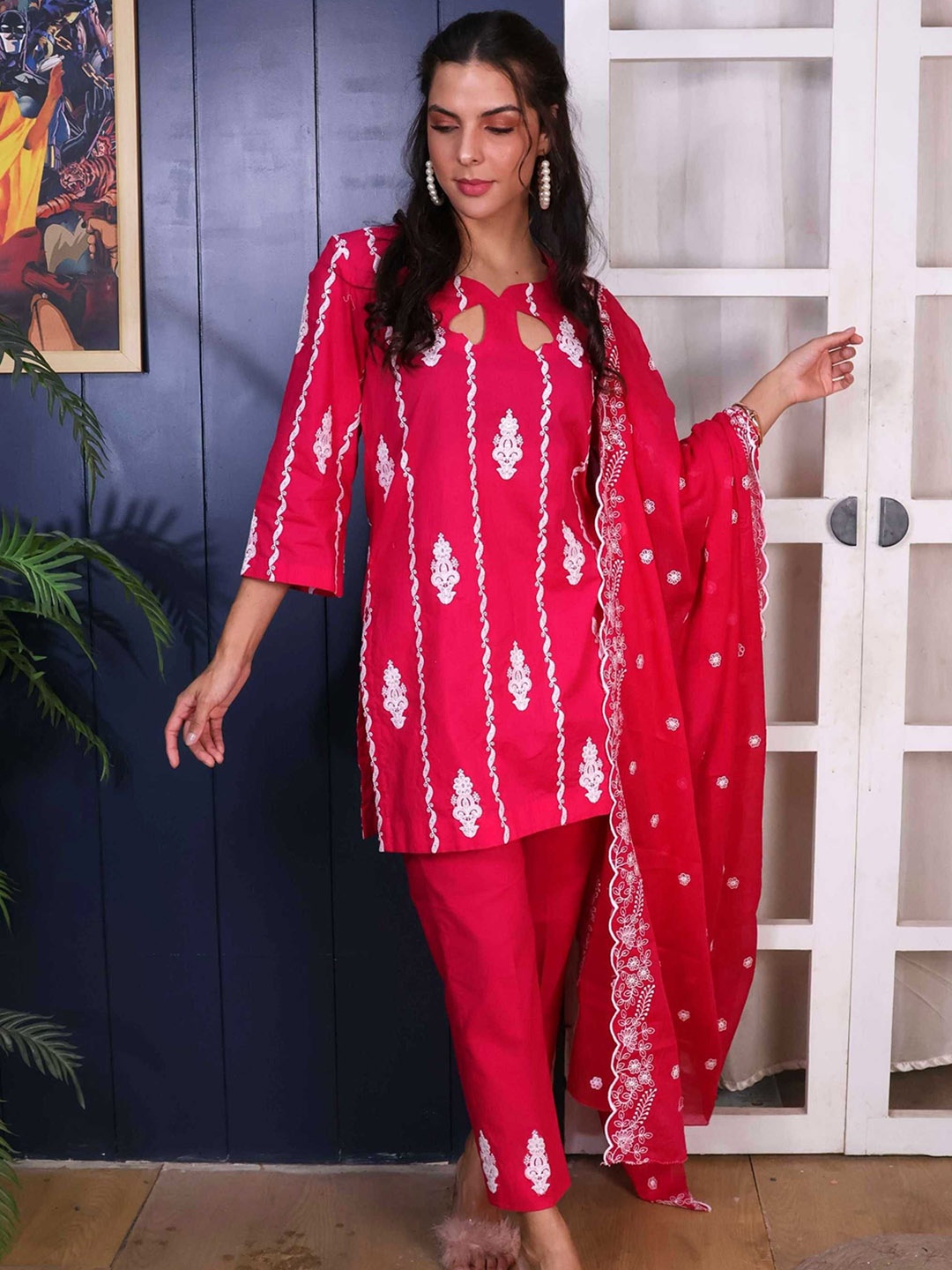 ALLUREARMOIRE Floral Embroidered Thread Work Pure Cotton Kurti With Trouser & Dupatta, Pink
ALLUREARMOIRE Floral Embroidered Thread Work Pure Cotton Kurti With Trouser & Dupatta, Pink