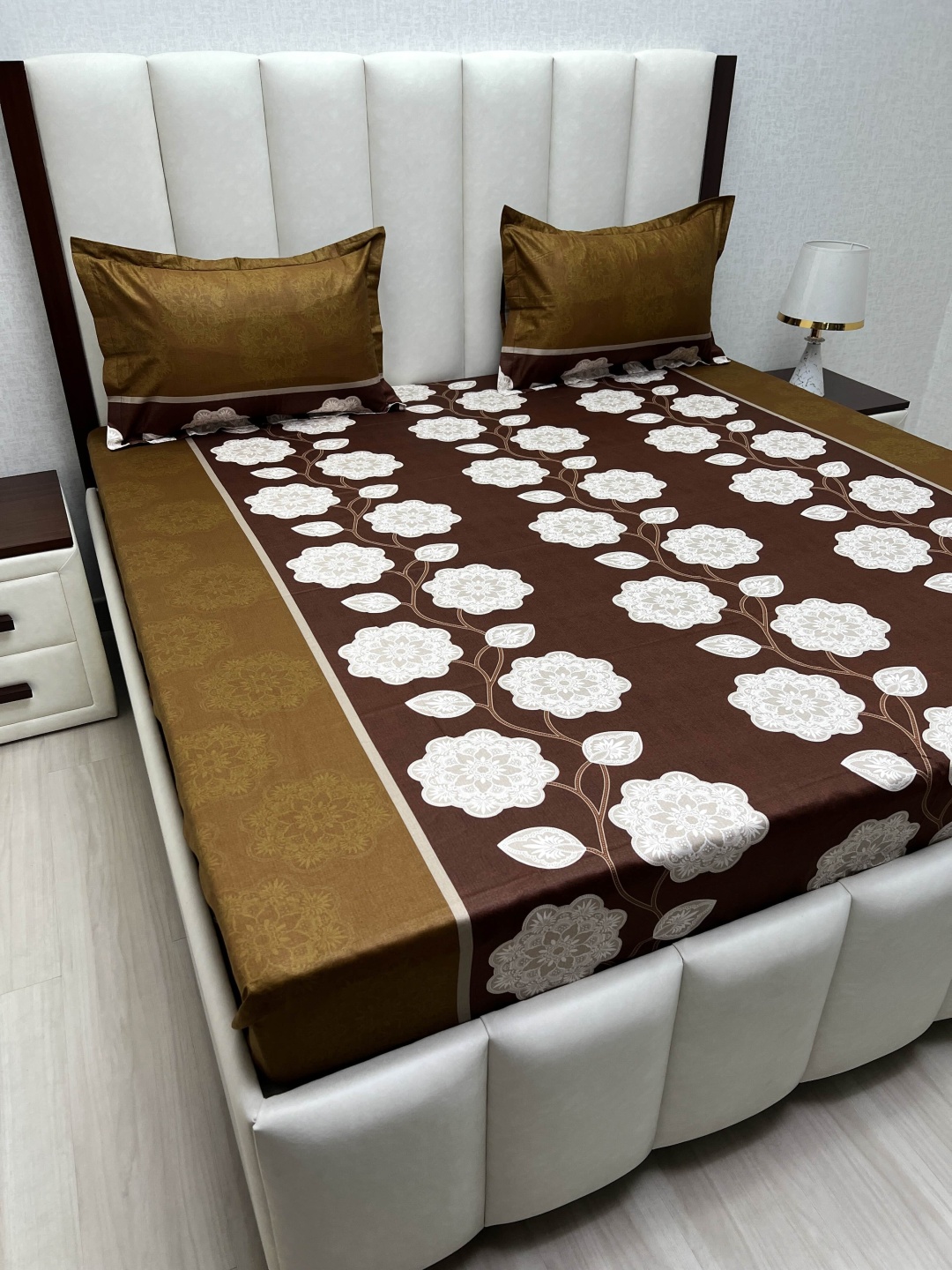Pure Decor Passion Fur Brown Printed Pure Cotton 200 TC Queen Bedsheet Set 2.28 m X 2.54 m
Pure Decor Passion Fur Brown Printed Pure Cotton 200 TC Queen Bedsheet Set 2.28 m X 2.54 m