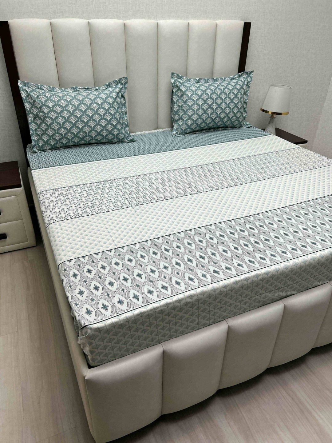 Pure Decor Cotton King Size Double Bed Bedsheet With 2 Pillow Covers 2.74m X 2.74m, White
Pure Decor Cotton King Size Double Bed Bedsheet With 2 Pillow Covers 2.74m X 2.74m, White