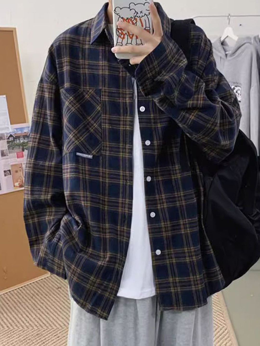 StyleCast x Revolte Men Oversized Fit Spread Collar Tartan Checked Casual Shirt, Navy blue
StyleCast x Revolte Men Oversized Fit Spread Collar Tartan Checked Casual Shirt, Navy blue