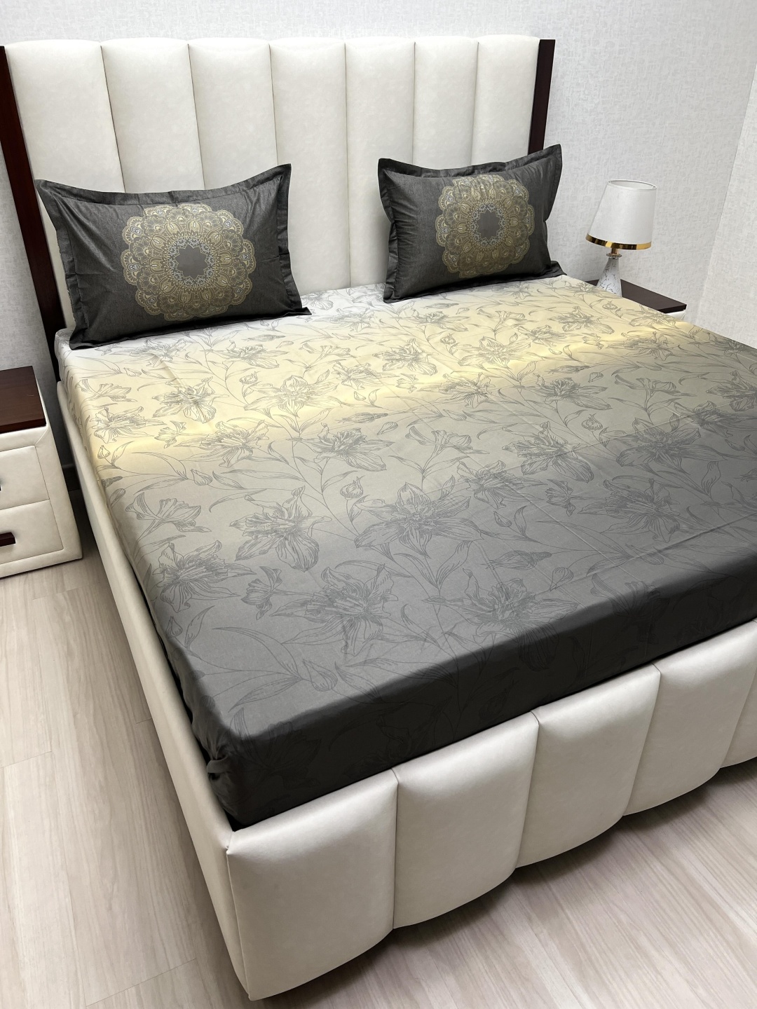 Pure Decor Royal Majestic Grey Printed Pure Cotton 260TC King Bedsheet Set 2.74m x 2.74m
Pure Decor Royal Majestic Grey Printed Pure Cotton 260TC King Bedsheet Set 2.74m x 2.74m
