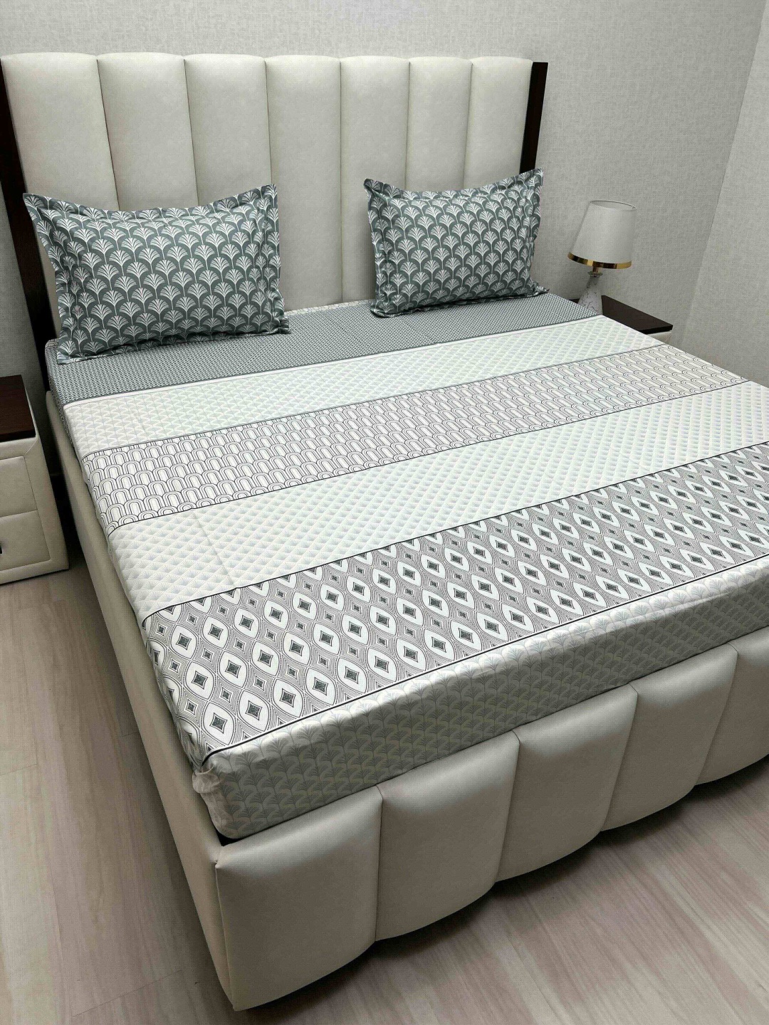 Pure Decor Cotton King Size Double Bed Bedsheet With 2 Pillow Covers 2.74m X 2.74m, White
Pure Decor Cotton King Size Double Bed Bedsheet With 2 Pillow Covers 2.74m X 2.74m, White