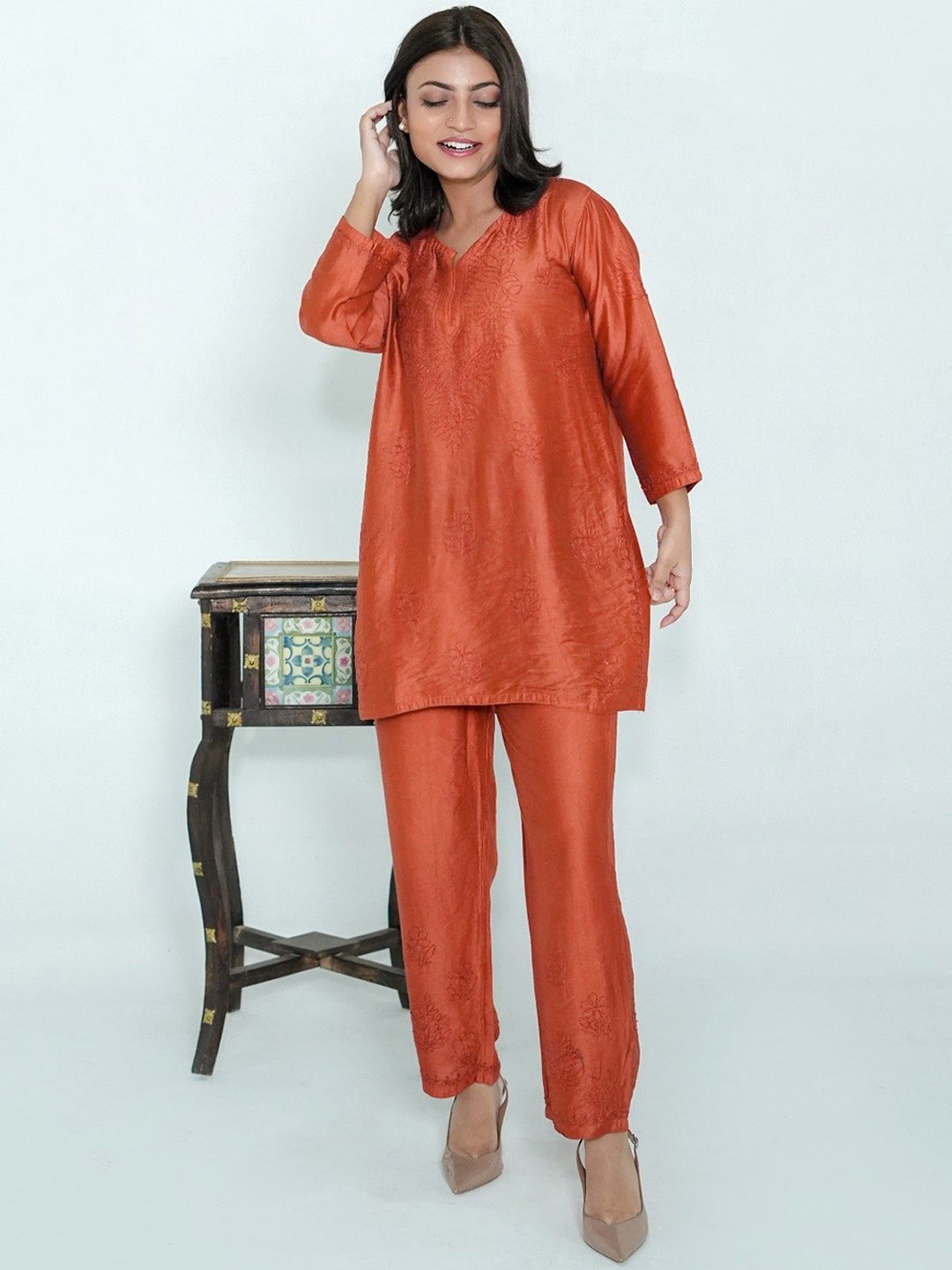 Ethnic Threads Floral Embroidered Chikankari Chanderi Silk Tunic with Trousers, Orange
Ethnic Threads Floral Embroidered Chikankari Chanderi Silk Tunic with Trousers, Orange