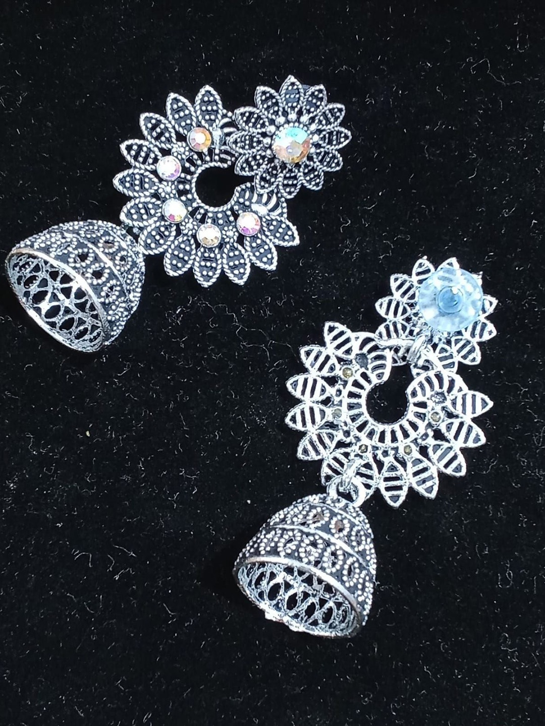 JMBW INTERNATIONAL Set Of 2 Sterling Silver-Plated Artificial Stones Studded Jhumkas
JMBW INTERNATIONAL Set Of 2 Sterling Silver-Plated Artificial Stones Studded Jhumkas
