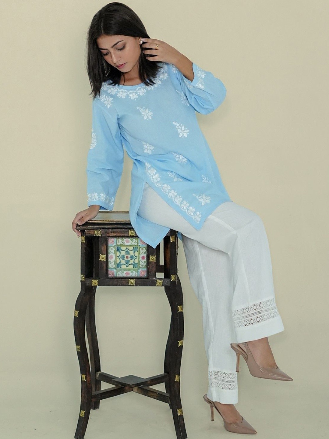 Ethnic Threads Embroidered Chikankari Pure Cotton Straight Kurti with Trousers, Blue
Ethnic Threads Embroidered Chikankari Pure Cotton Straight Kurti with Trousers, Blue