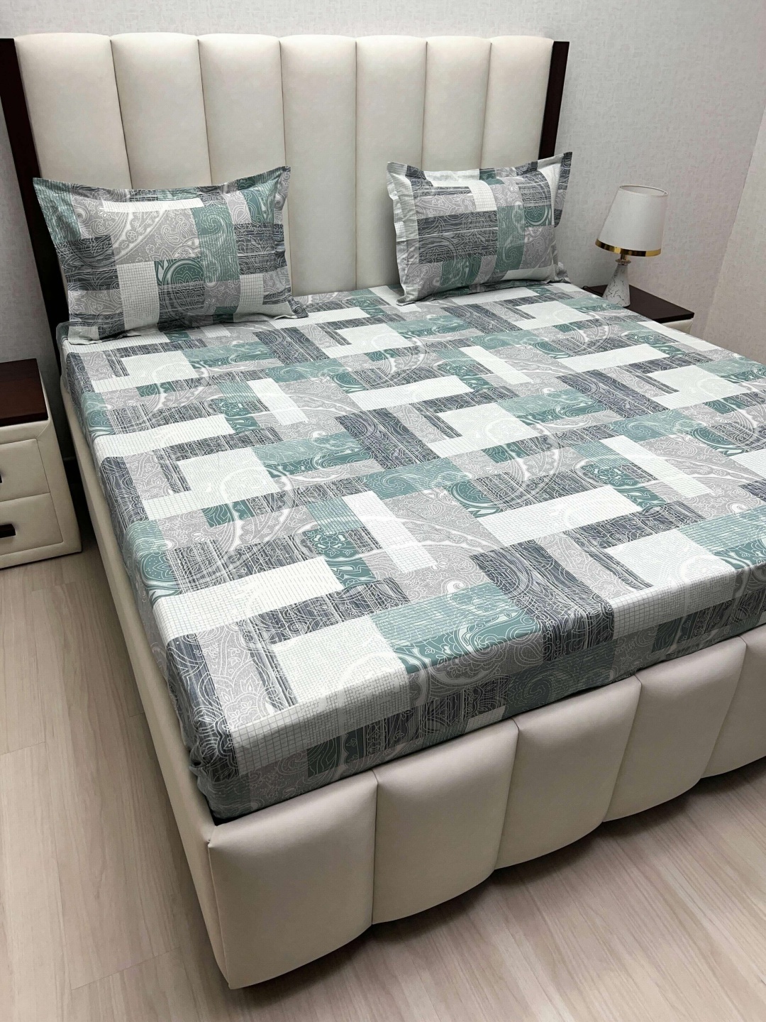 Pure Decor Green Ethnic Motif Printed Pure Cotton 220 TC King Bedsheet Set 2.74 m x 2.74 m
Pure Decor Green Ethnic Motif Printed Pure Cotton 220 TC King Bedsheet Set 2.74 m x 2.74 m