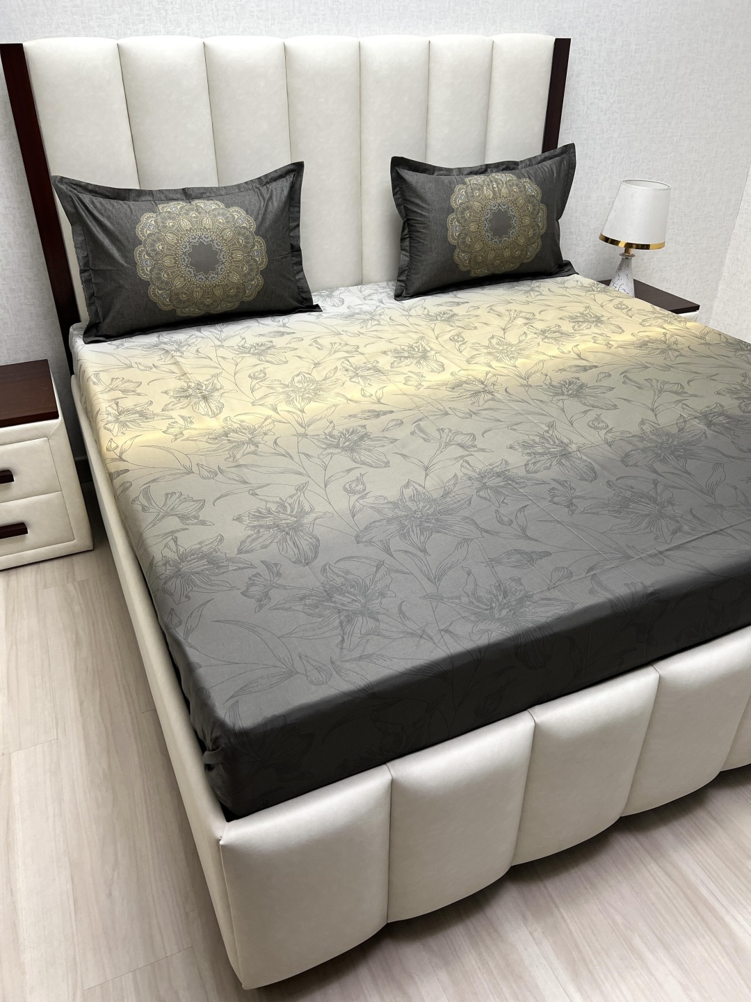 Pure Decor Royal Majestic Grey Printed 250 TC Pure Cotton King Bedsheet Set 2.74m x 2.74m
Pure Decor Royal Majestic Grey Printed 250 TC Pure Cotton King Bedsheet Set 2.74m x 2.74m