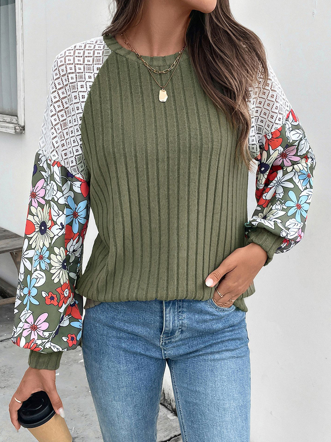 StyleCast x Revolte Women Printed Sweatshirt, Green
StyleCast x Revolte Women Printed Sweatshirt, Green