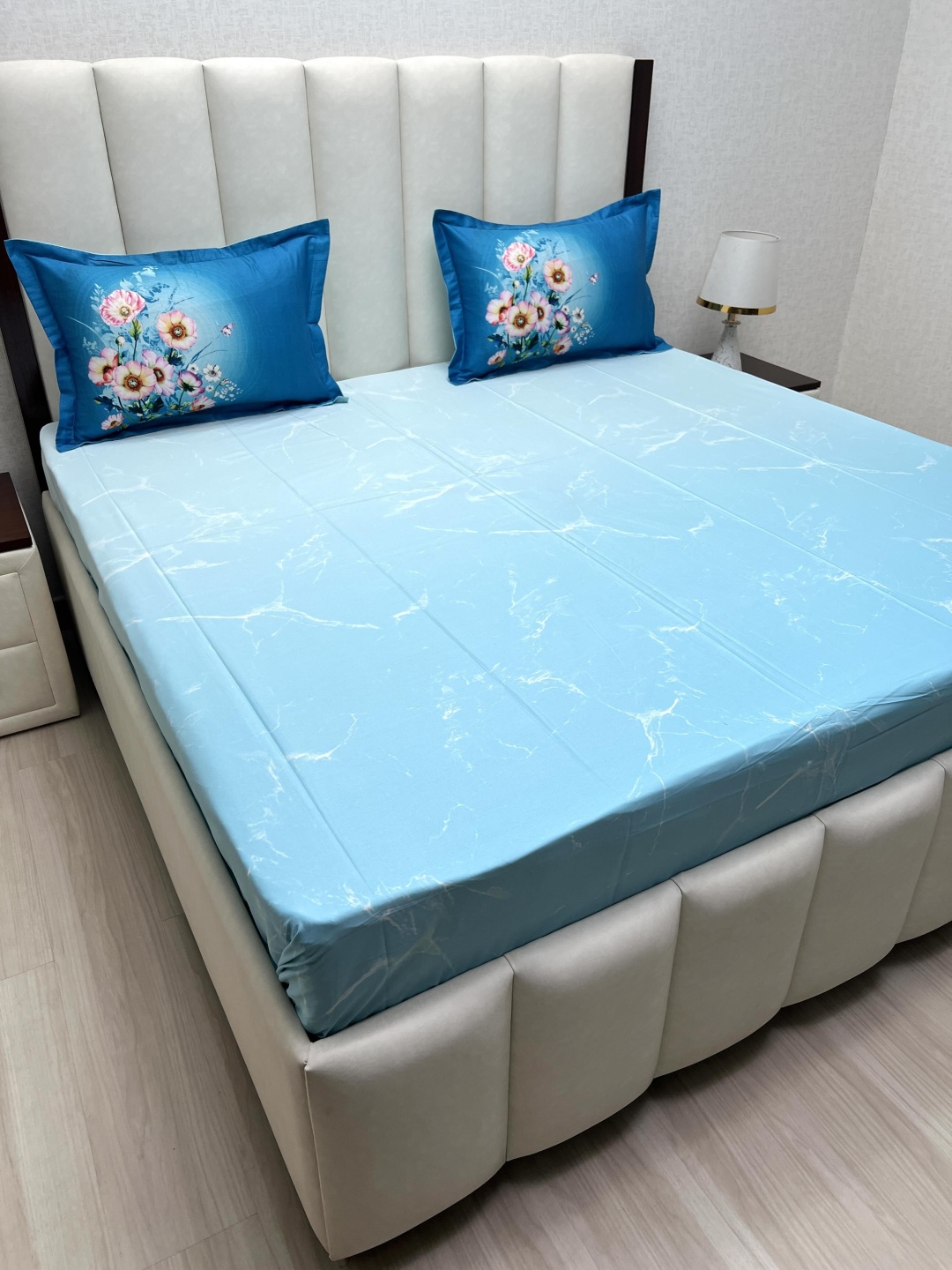 Pure Decor Royal Majestic Blue Printed 300 TC Pure Cotton King Bedsheet Set 2.74m x 2.74m
Pure Decor Royal Majestic Blue Printed 300 TC Pure Cotton King Bedsheet Set 2.74m x 2.74m