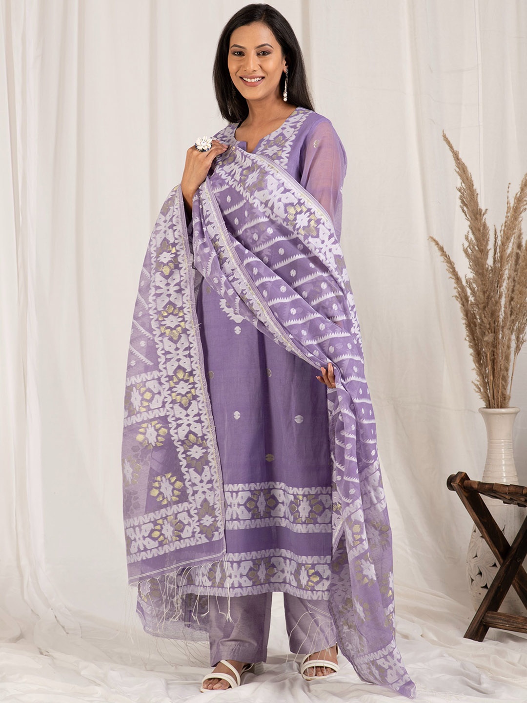 Kasturi Creations Ethnic Motifs Woven Design Pure Cotton Kurta With Trousers And Dupatta, Purple
Kasturi Creations Ethnic Motifs Woven Design Pure Cotton Kurta With Trousers And Dupatta, Purple