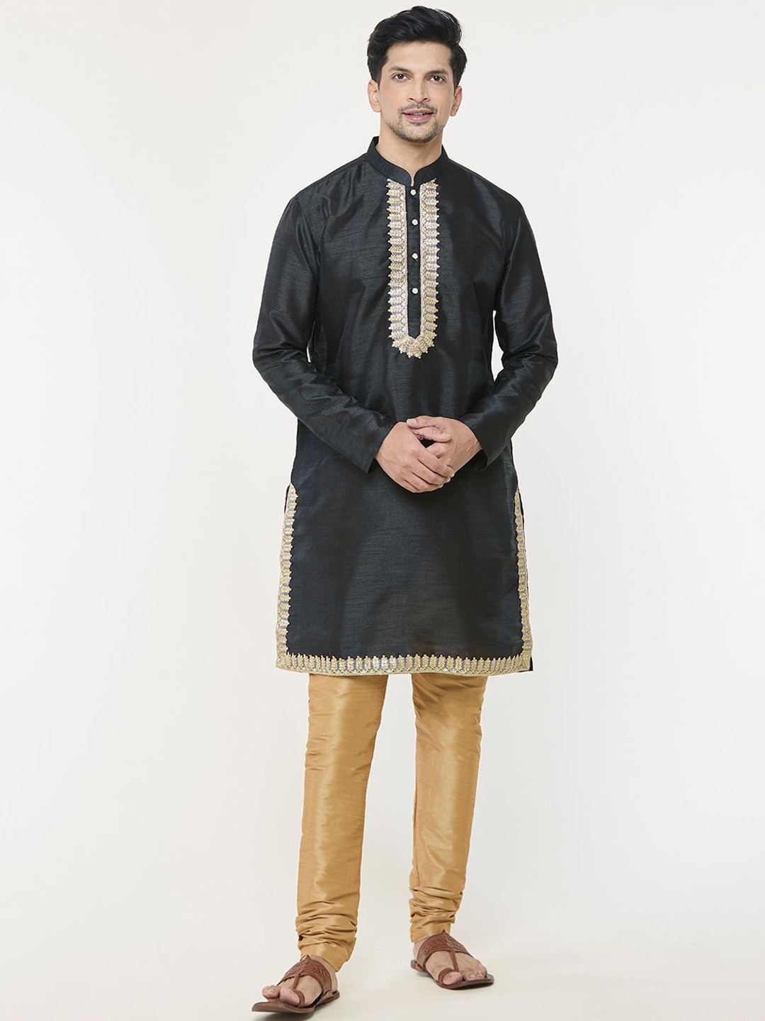 Arihant Rai Sinha Floral Yoke Embroidered Mandarin Collar Kurta With Churidar, Black
Arihant Rai Sinha Floral Yoke Embroidered Mandarin Collar Kurta With Churidar, Black