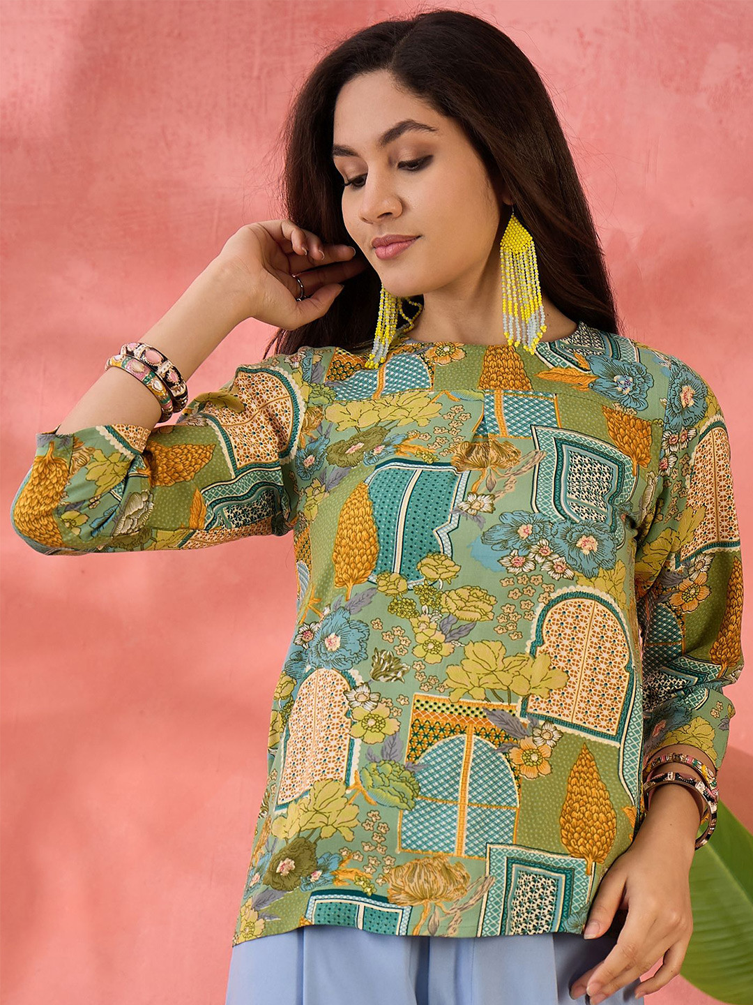 Sangria Printed Round Neck Top, Green 
Sangria Printed Round Neck Top, Green
