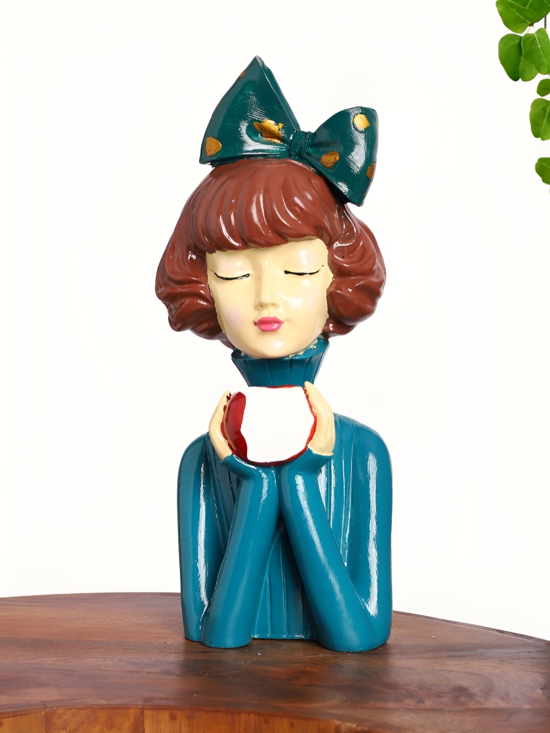 INTERNATIONAL GIFT Decorative Showpiece Green Resin Charming Girl Figurine Showpiece
INTERNATIONAL GIFT Decorative Showpiece Green Resin Charming Girl Figurine Showpiece