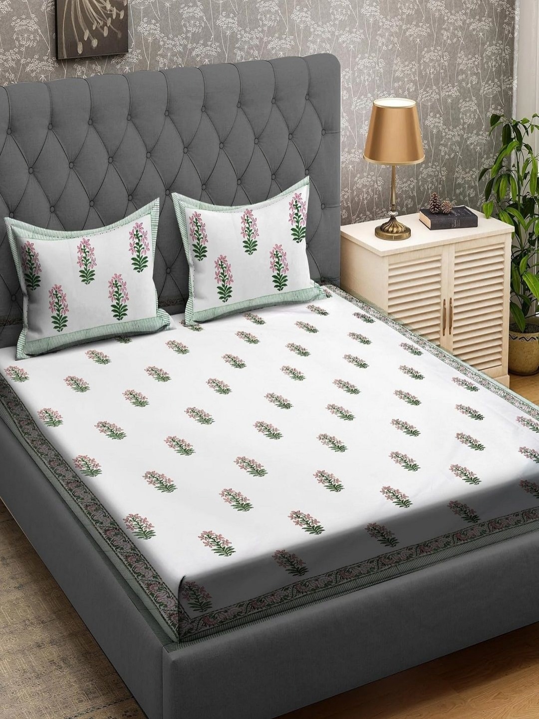 Myntra Elegant Homes RR Creations White Floral 400 TC King Bedsheet Set 2.28 m x 2.74 m
Myntra Elegant Homes RR Creations White Floral 400 TC King Bedsheet Set 2.28 m x 2.74 m