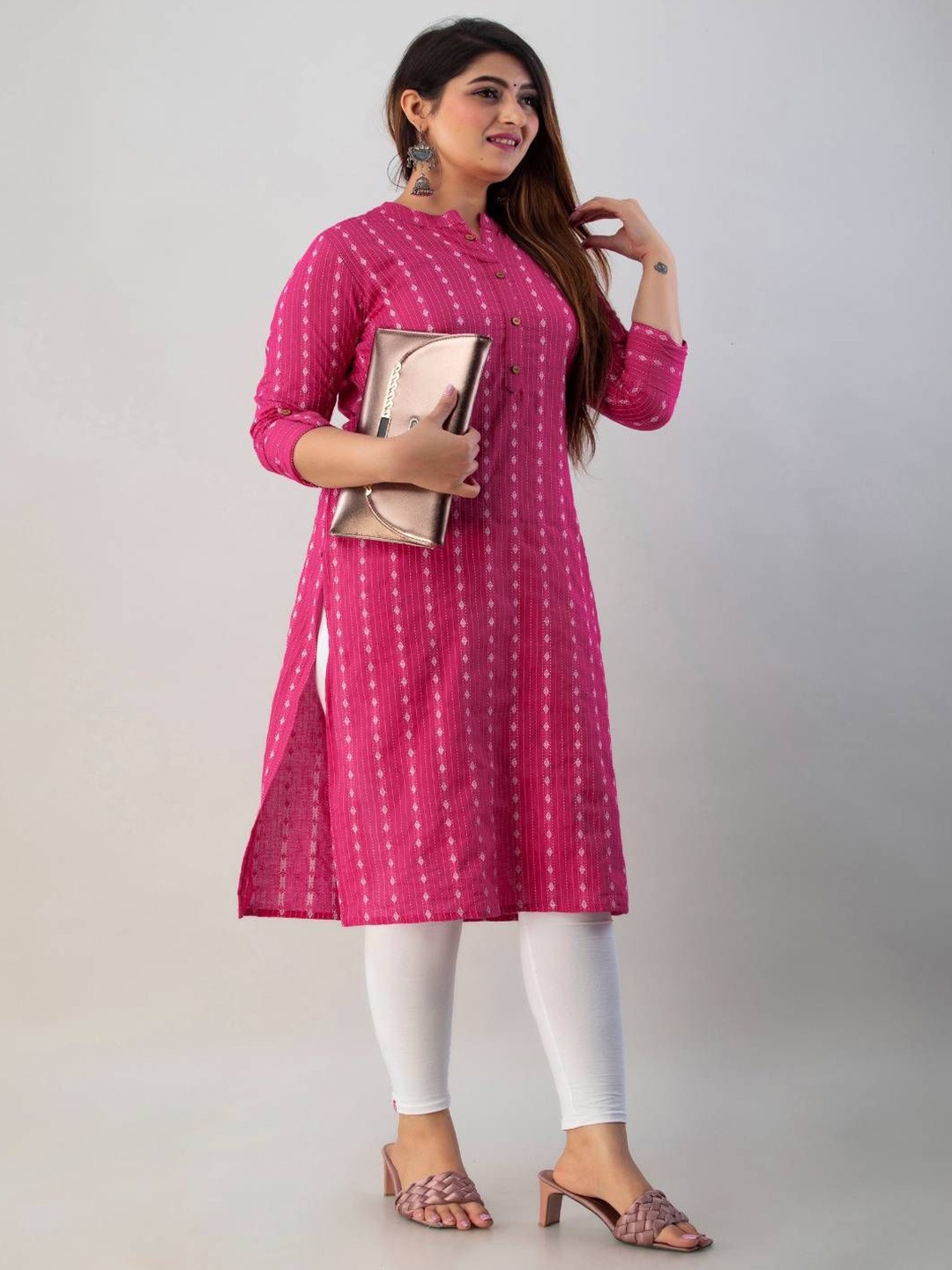 WESTERN COTTON Striped Mandarin Collar Roll-Up Sleeves Kantha Work Cotton Straight Kurta, Pink
WESTERN COTTON Striped Mandarin Collar Roll-Up Sleeves Kantha Work Cotton Straight Kurta, Pink