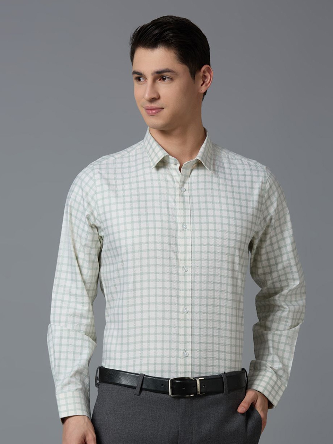 Reid & Taylor Men India Slim Fit Spread Collar Grid Tattersall Checked Cotton Formal Shirt, White
Reid & Taylor Men India Slim Fit Spread Collar Grid Tattersall Checked Cotton Formal Shirt, White