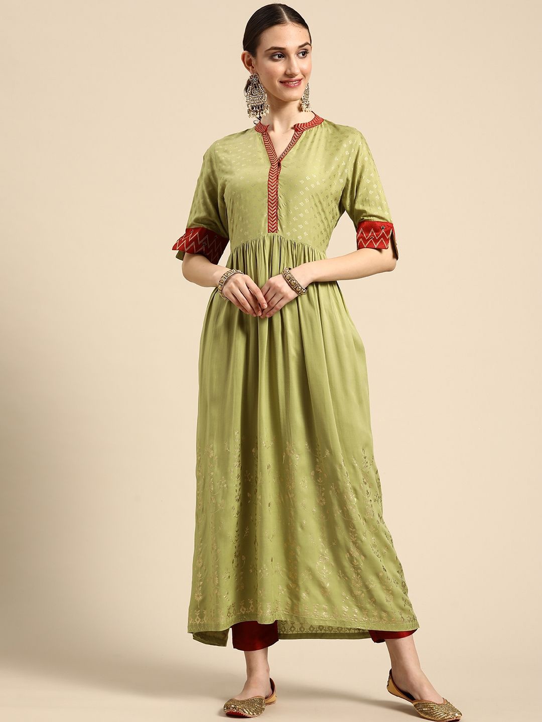 Suha Geometric Yoke Design Mandarin Collar Chanderi Cotton Anarkali Kurta With Trousers, Green
Suha Geometric Yoke Design Mandarin Collar Chanderi Cotton Anarkali Kurta With Trousers, Green