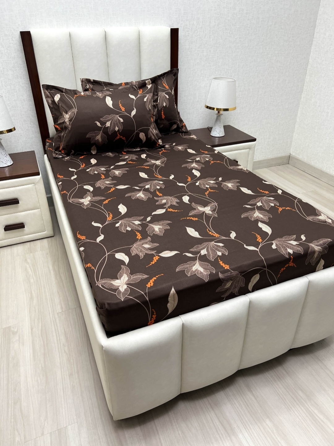 Pure Decor Lounge Fur Brown Printed Pure Cotton 250 TC Single Bedsheet Set 1.73 x 2.36 m
Pure Decor Lounge Fur Brown Printed Pure Cotton 250 TC Single Bedsheet Set 1.73 x 2.36 m