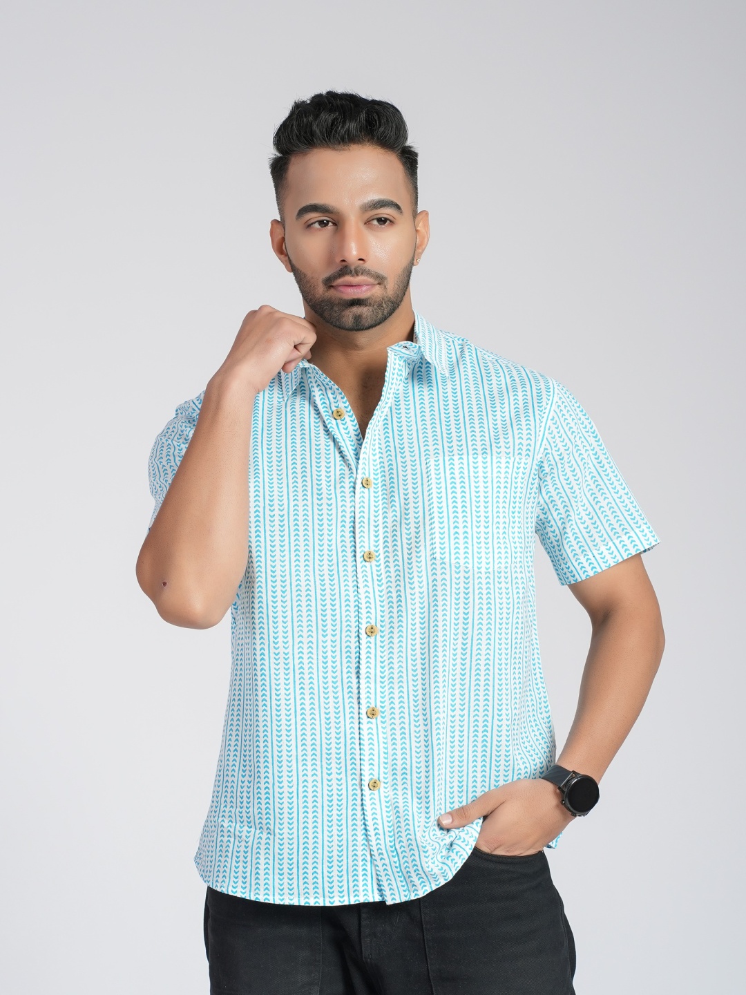 Cotton Curio Men Comfort Fit Spread Collar Vertical Striped Cotton Casual Shirt, White
Cotton Curio Men Comfort Fit Spread Collar Vertical Striped Cotton Casual Shirt, White