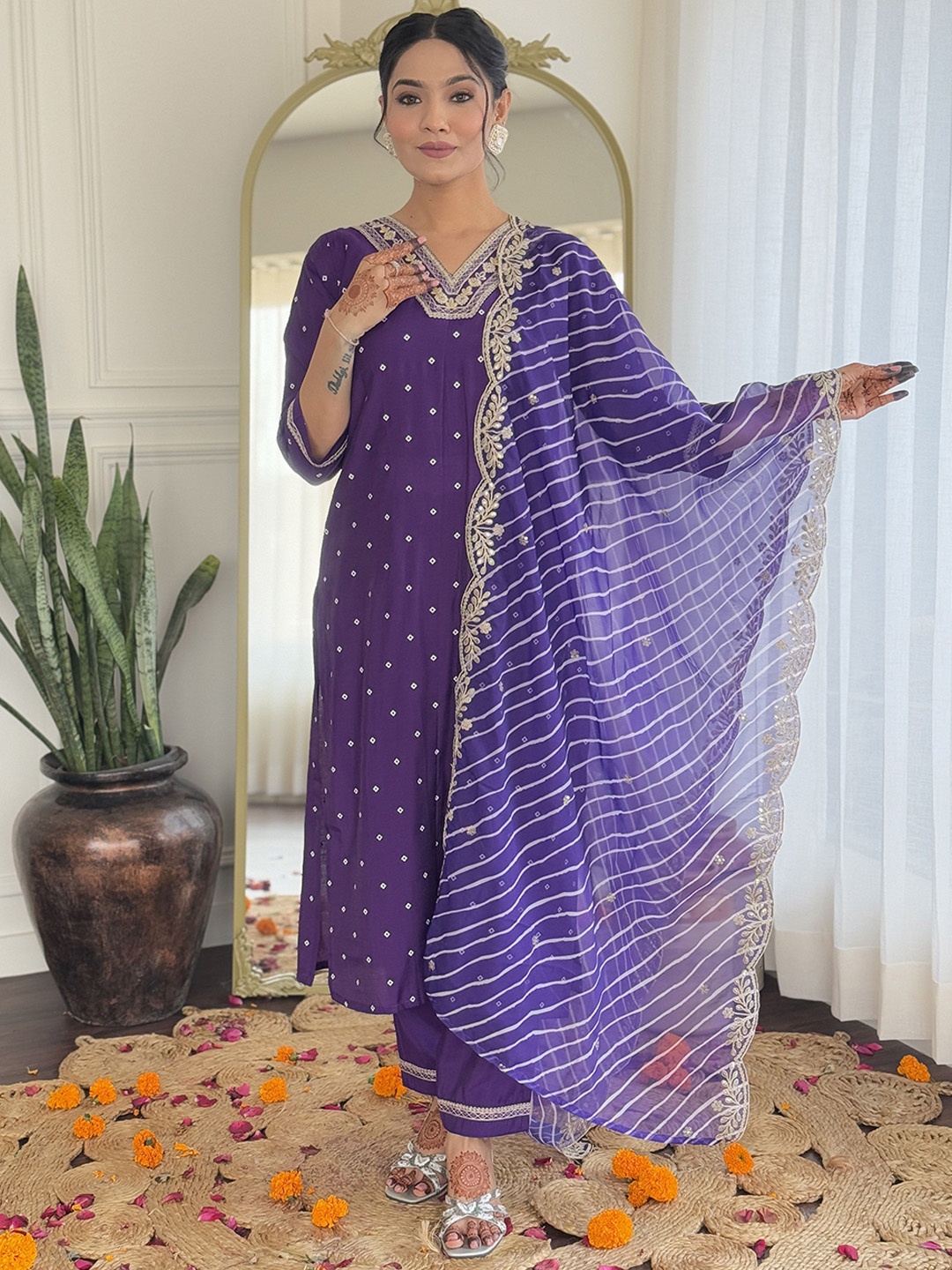 Navlik Bandhani Printed V-Neck Chanderi Silk Straight Kurta With Trousers And Dupatta, Violet
Navlik Bandhani Printed V-Neck Chanderi Silk Straight Kurta With Trousers And Dupatta, Violet