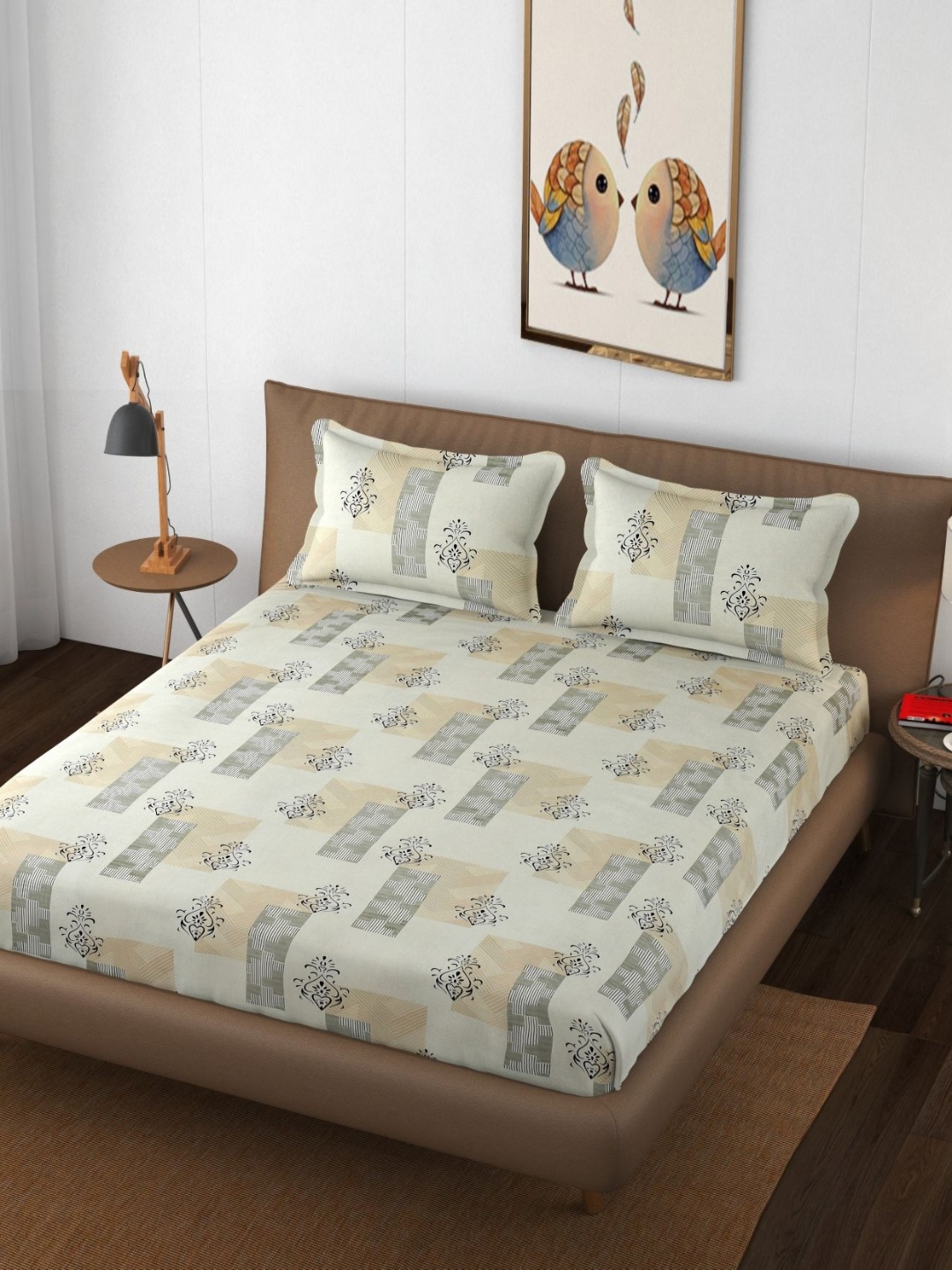 THE little BIG STORE Cream Floral Printed 260TC Fitted King Bedsheet Set-1.8 m x 1.9 m
THE little BIG STORE Cream Floral Printed 260TC Fitted King Bedsheet Set-1.8 m x 1.9 m
