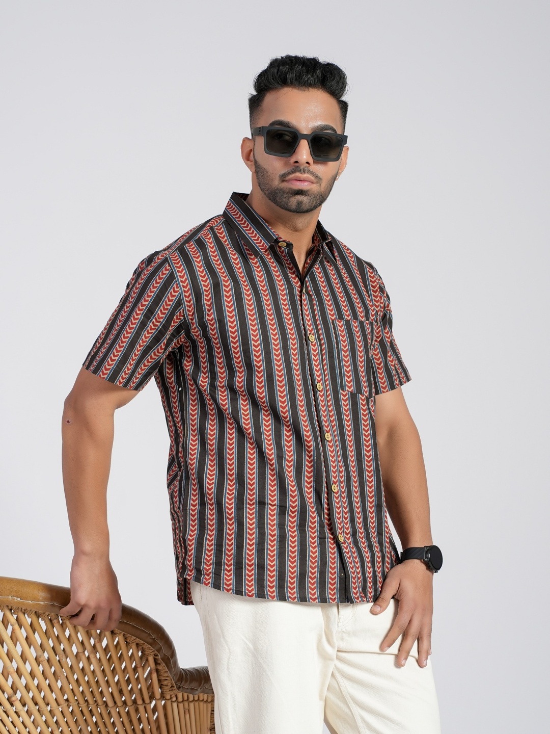 Cotton Curio Men Comfort Fit Spread Collar Vertical Striped Cotton Casual Shirt, Brown
Cotton Curio Men Comfort Fit Spread Collar Vertical Striped Cotton Casual Shirt, Brown