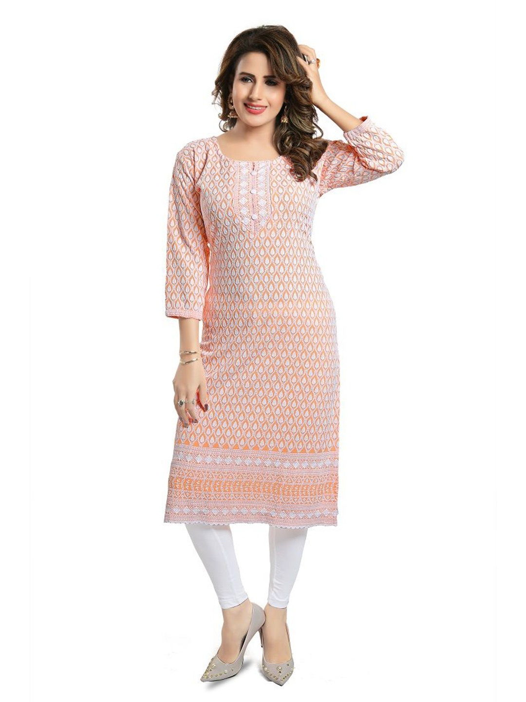 DREAM & DZIRE Floral Embroidered Round Neck Chanderi Silk Straight Kurta, Peach
DREAM & DZIRE Floral Embroidered Round Neck Chanderi Silk Straight Kurta, Peach