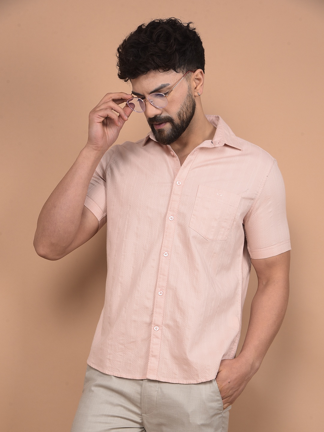 Crimsoune Club Men Premium Slim Fit Spread Collar Textured Cotton Casual Shirt, Beige
Crimsoune Club Men Premium Slim Fit Spread Collar Textured Cotton Casual Shirt, Beige