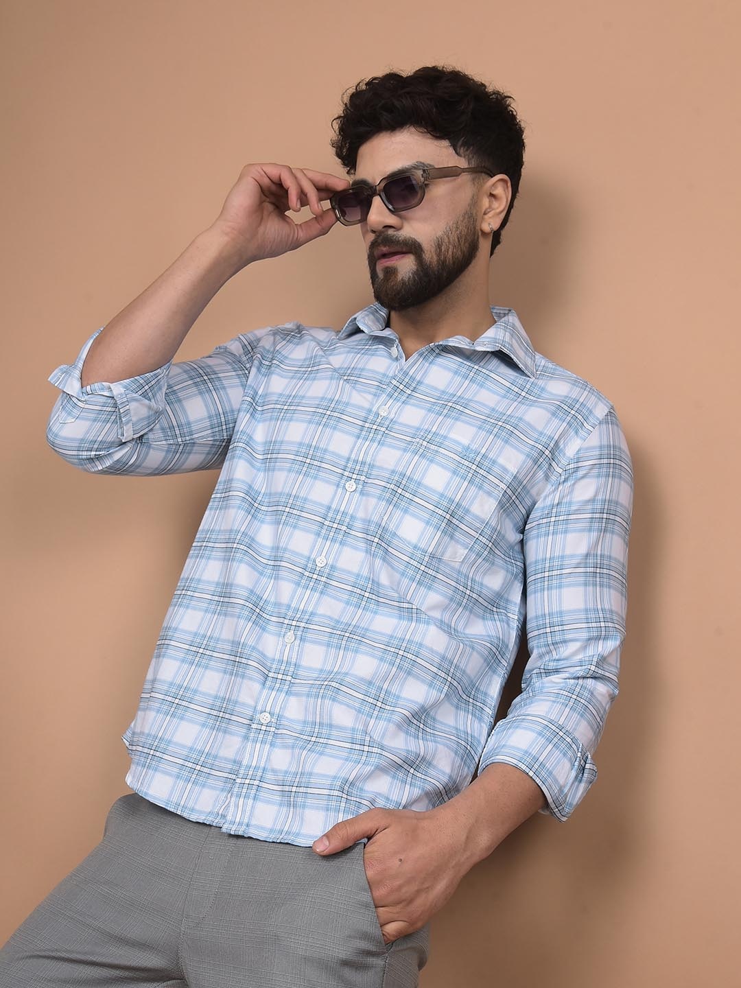 Crimsoune Club Men Premium Slim Fit Spread Collar Tartan Checked Cotton Casual Shirt, Blue
Crimsoune Club Men Premium Slim Fit Spread Collar Tartan Checked Cotton Casual Shirt, Blue