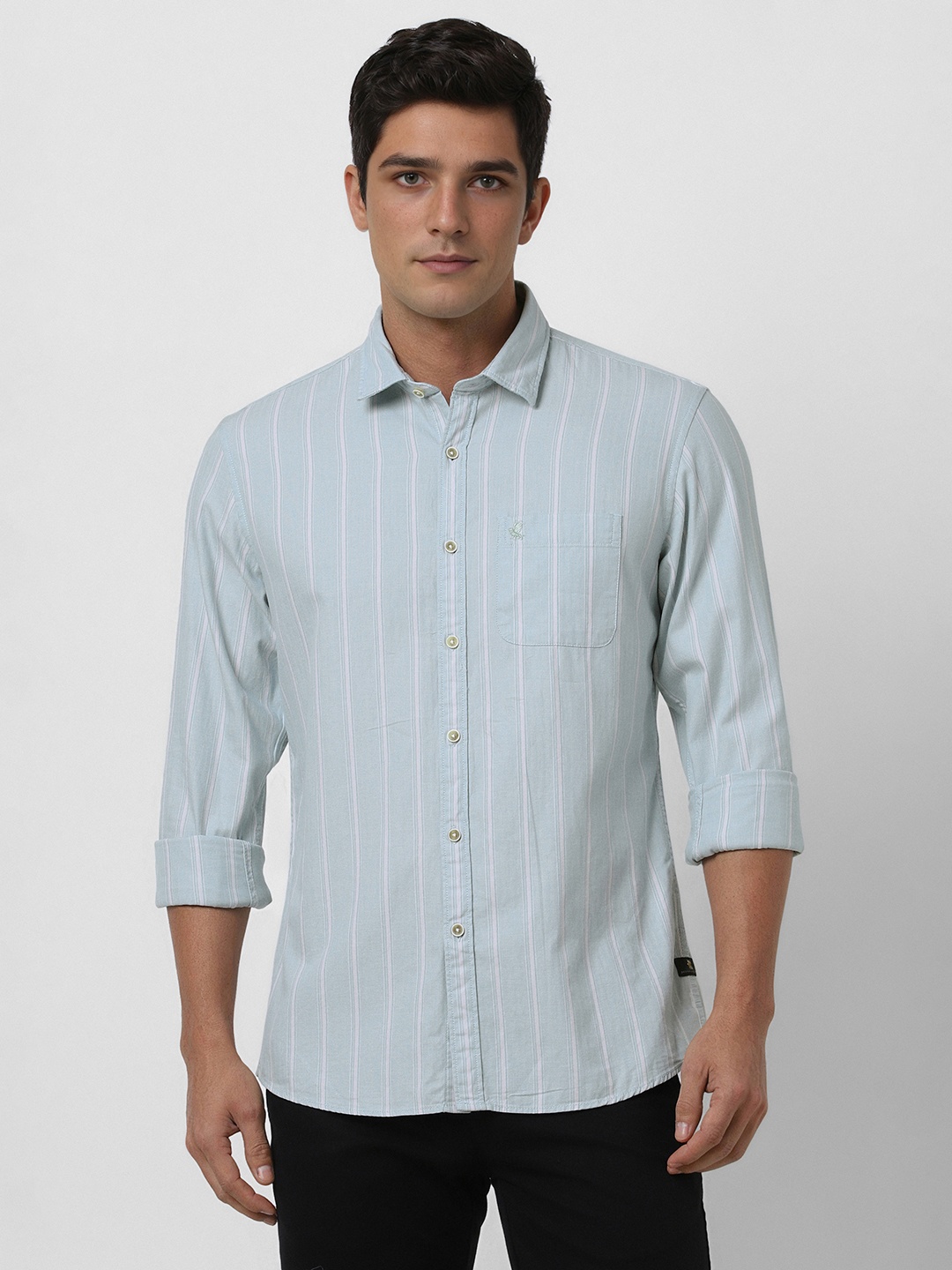 Peter England Casuals Men Spread Collar Vertical Striped Cotton Casual Shirt, Sea green
Peter England Casuals Men Spread Collar Vertical Striped Cotton Casual Shirt, Sea green