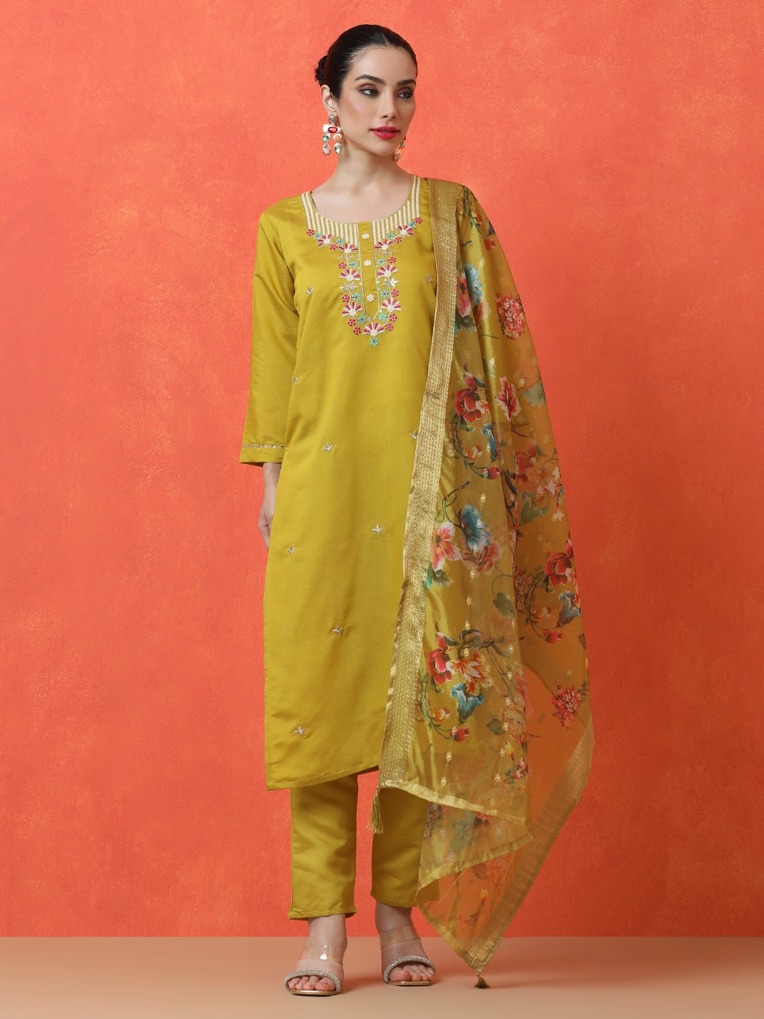 Jaipur Kurti Floral Embroidered Round Neck Chanderi Silk Kurta With Trousers And Dupatta, Mustard
Jaipur Kurti Floral Embroidered Round Neck Chanderi Silk Kurta With Trousers And Dupatta, Mustard