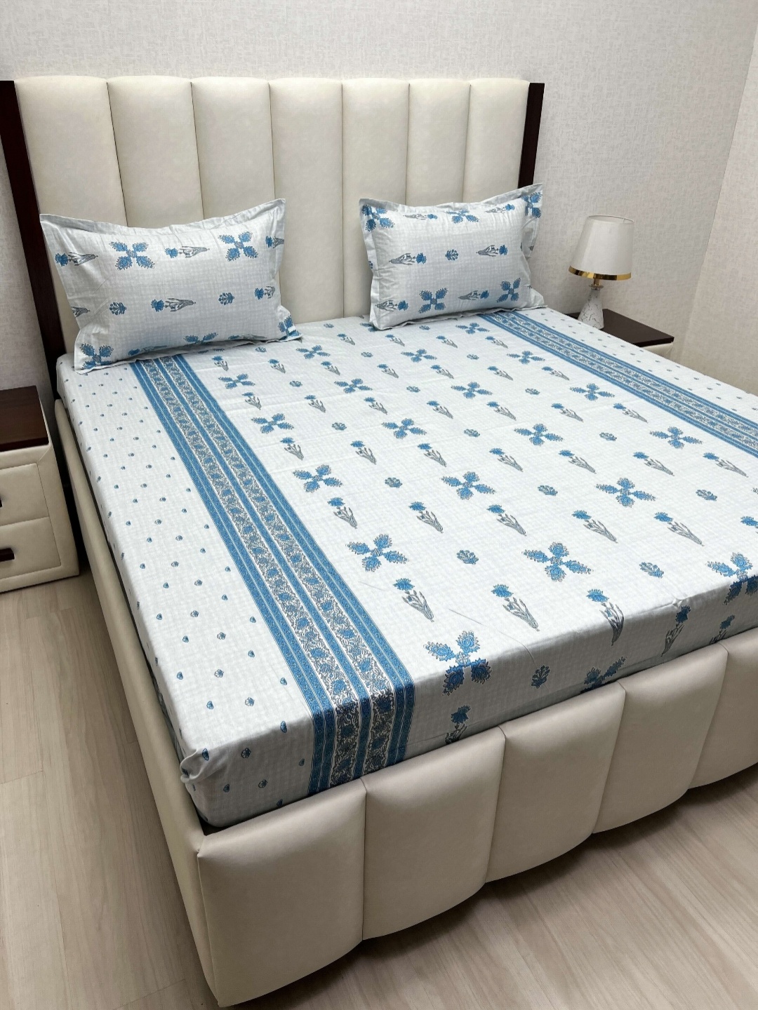 Pure Decor Royal Passion Blue Printed 250 TC Pure Cotton Queen Bedsheet Set 2.28m x 2.54m, White
Pure Decor Royal Passion Blue Printed 250 TC Pure Cotton Queen Bedsheet Set 2.28m x 2.54m, White